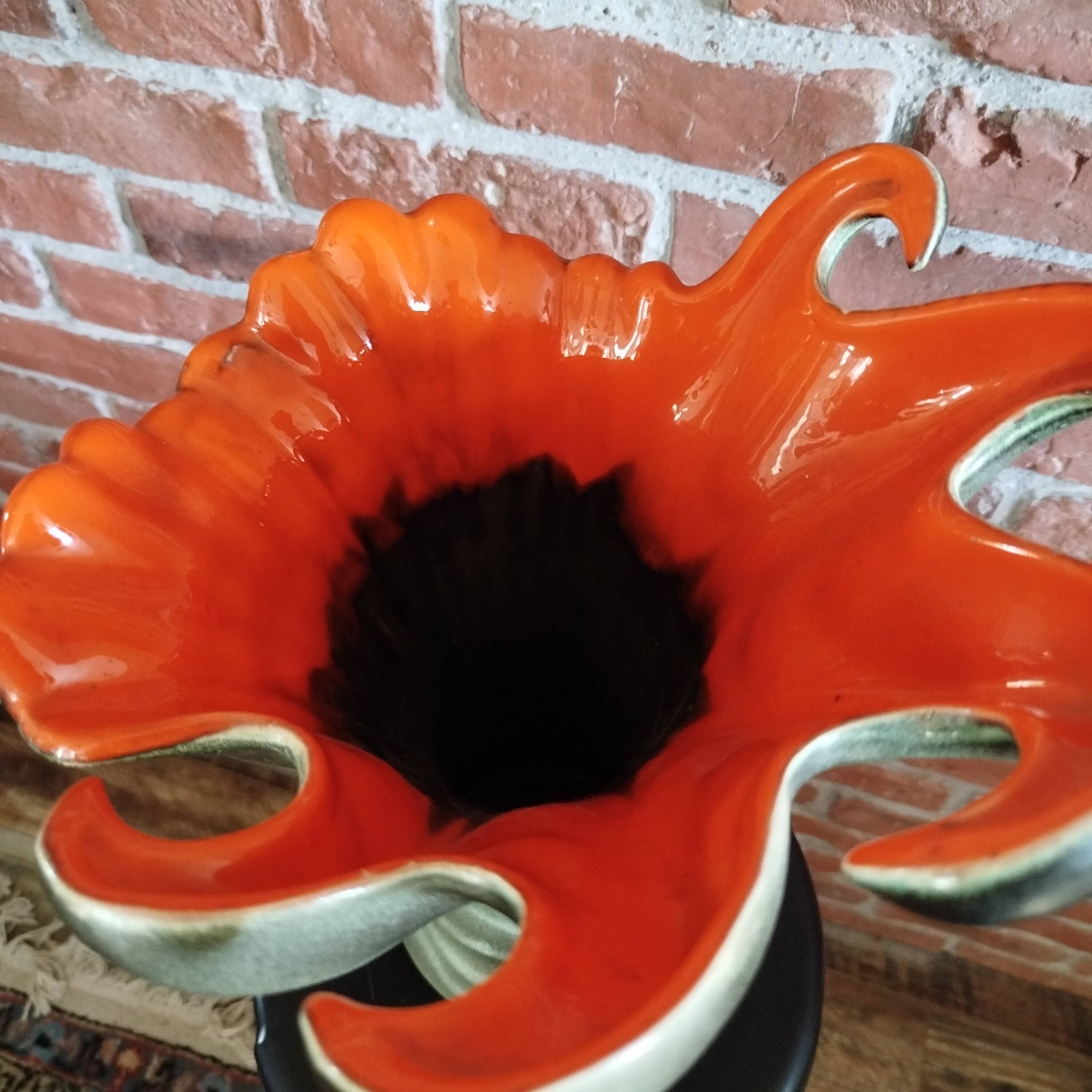 Anemone vase from the 60s/70s.