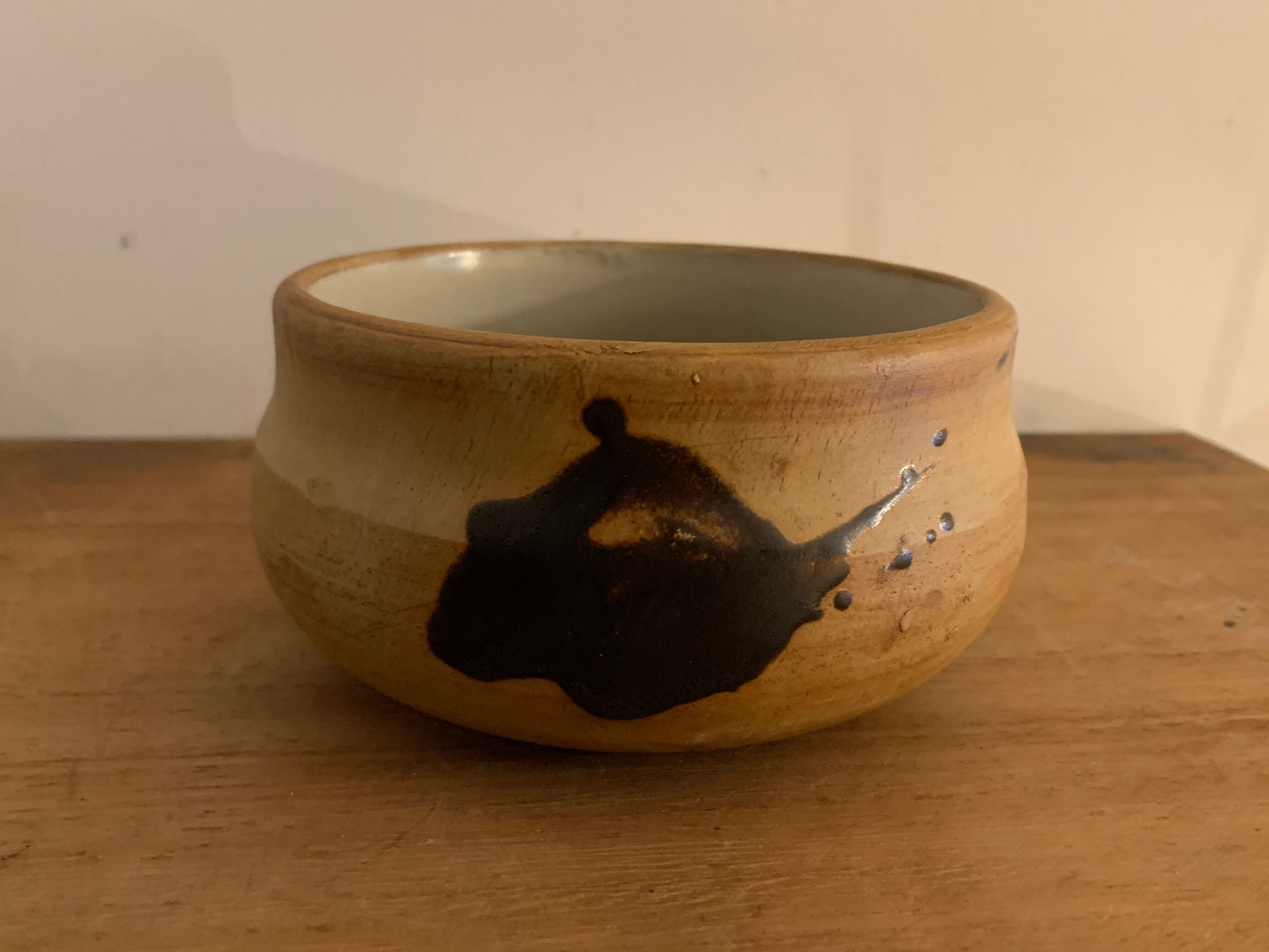 Enamelled sandstone bowl tachist Pottery of the Dove