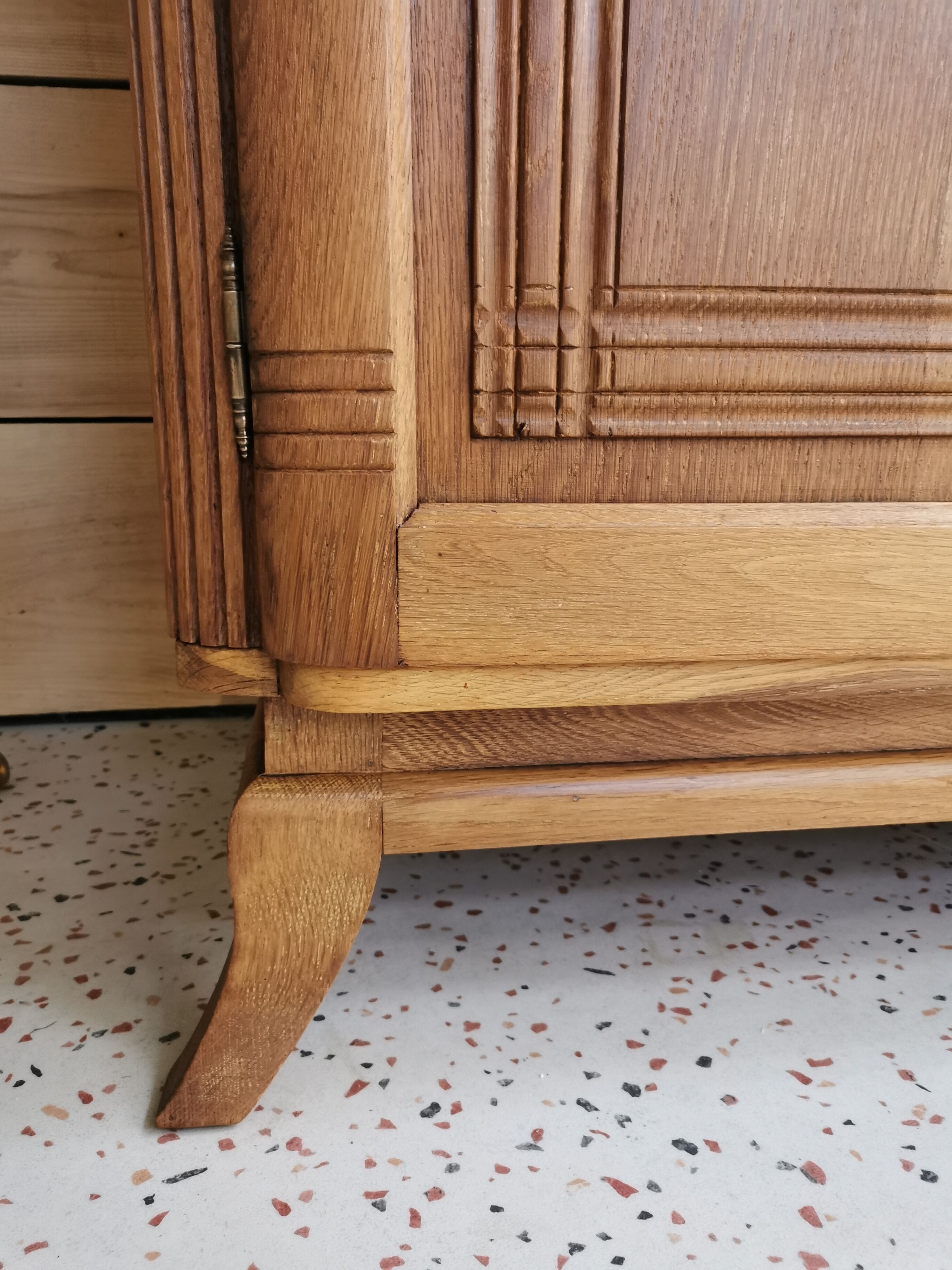Oak cabinet