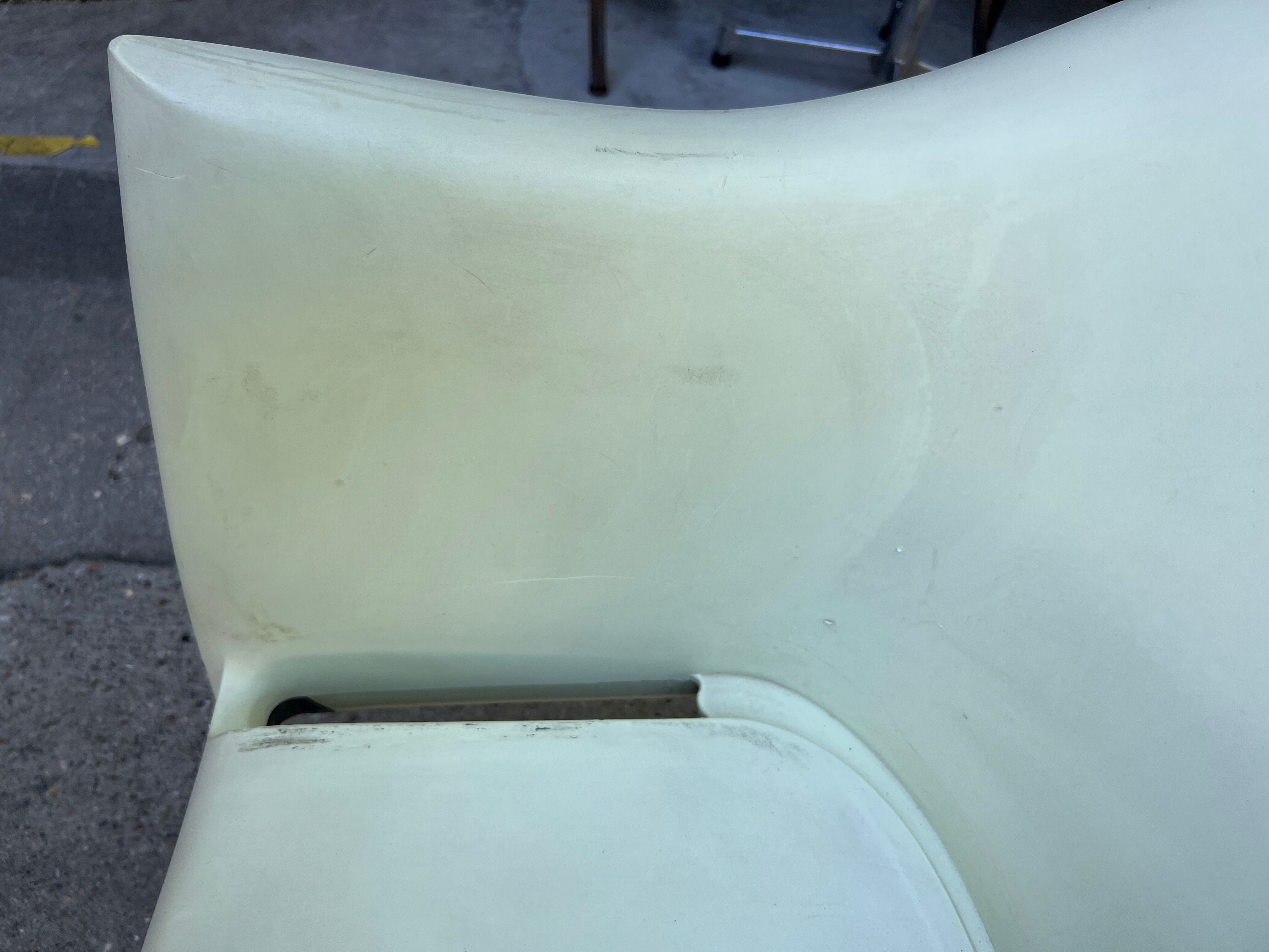Armchair "Lord Yo" by Philippe Starck ivory color