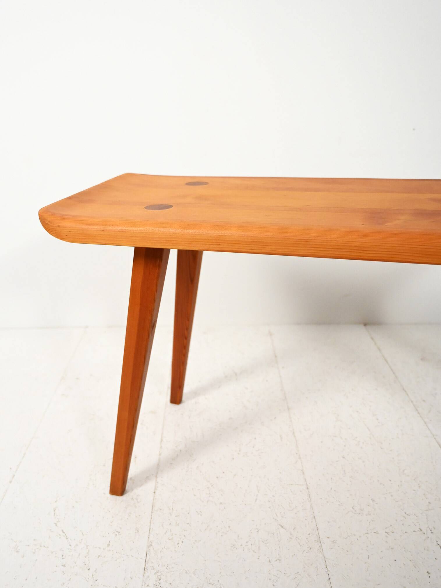 Banc en pin 'Visingsö' par Malmsten