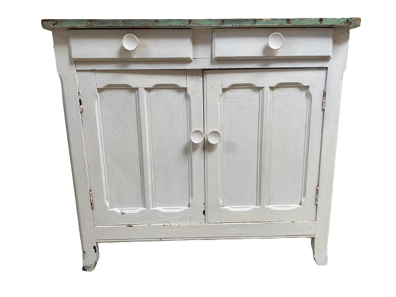 Parisian buffet to repaint