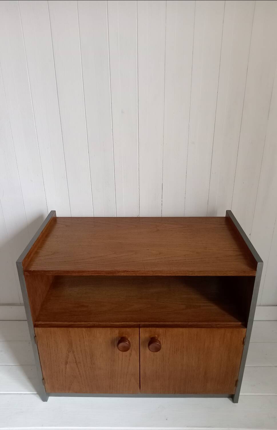 60s TV cabinet