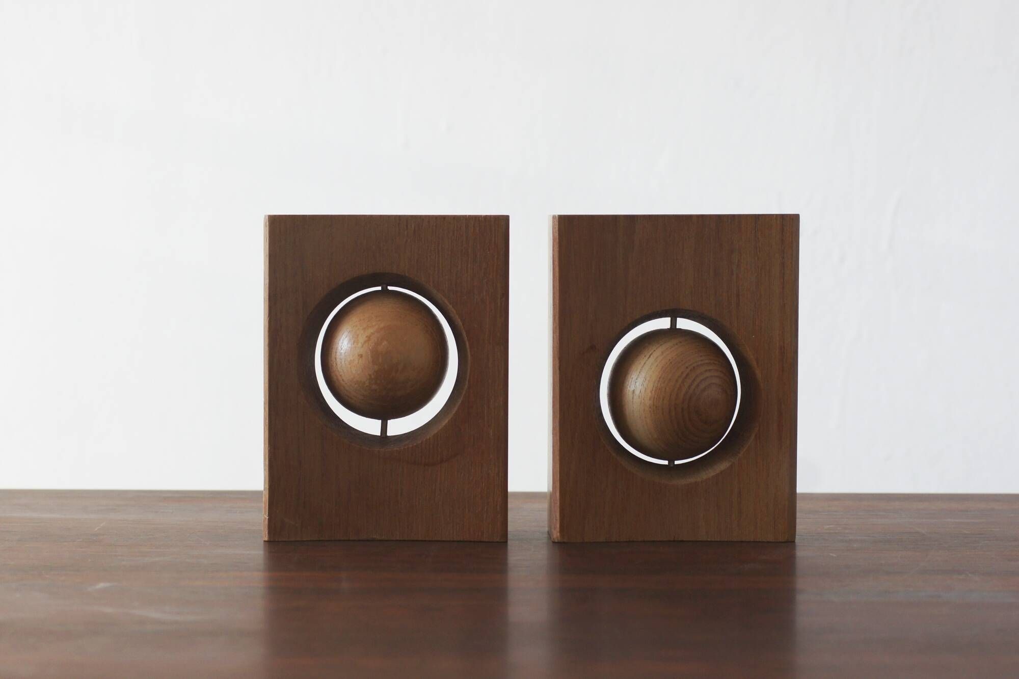 Étagères en bois de style mid-century moderne, années 1960, ensemble de 2