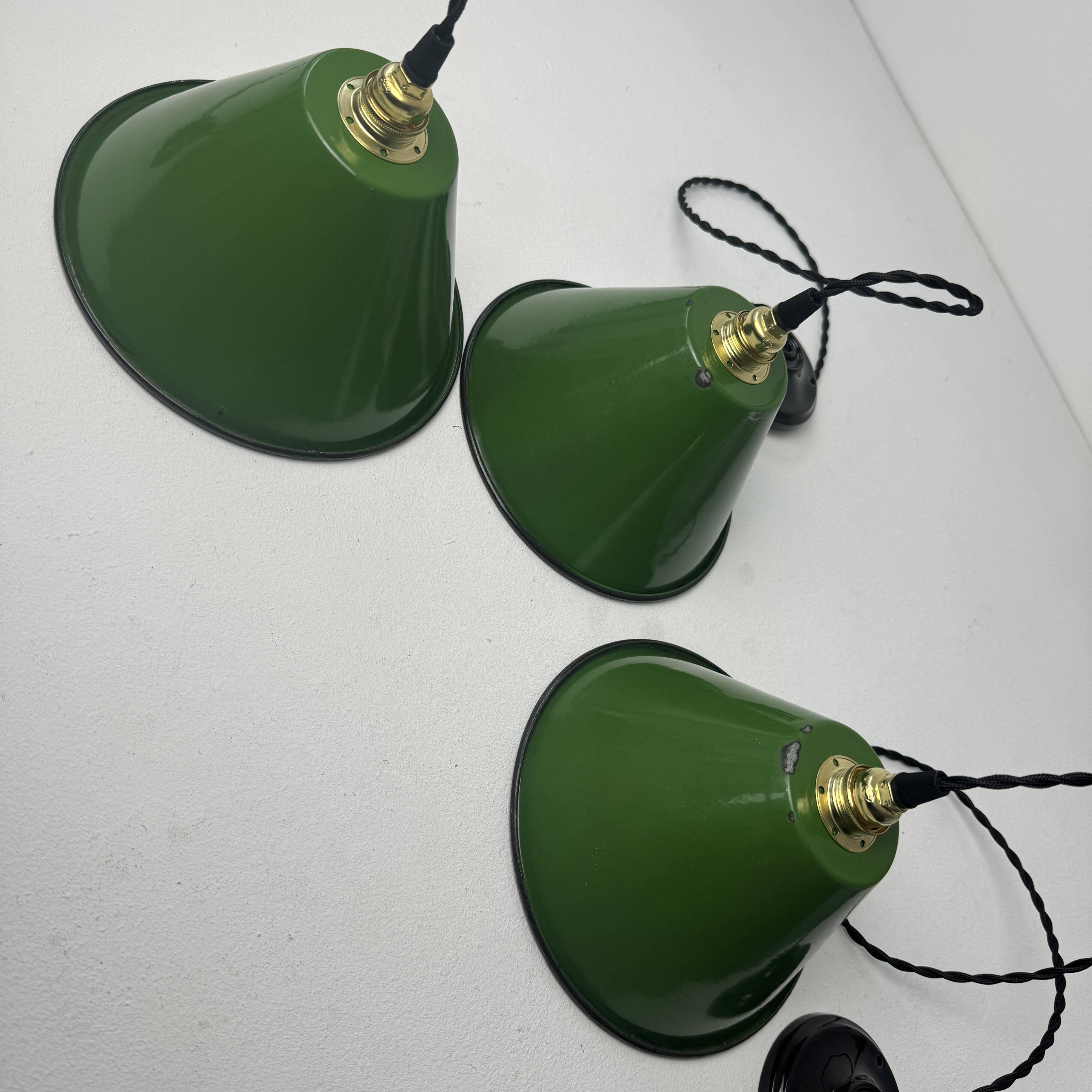 Set of 3 enamelled conical industrial pendants