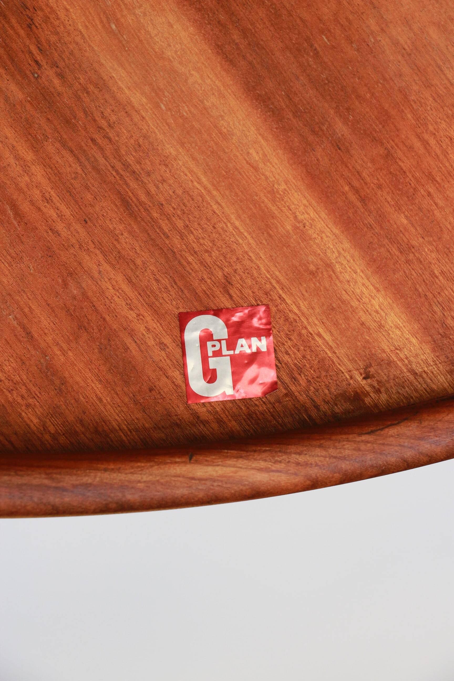 Round coffee table - Model 8058 - G Plan