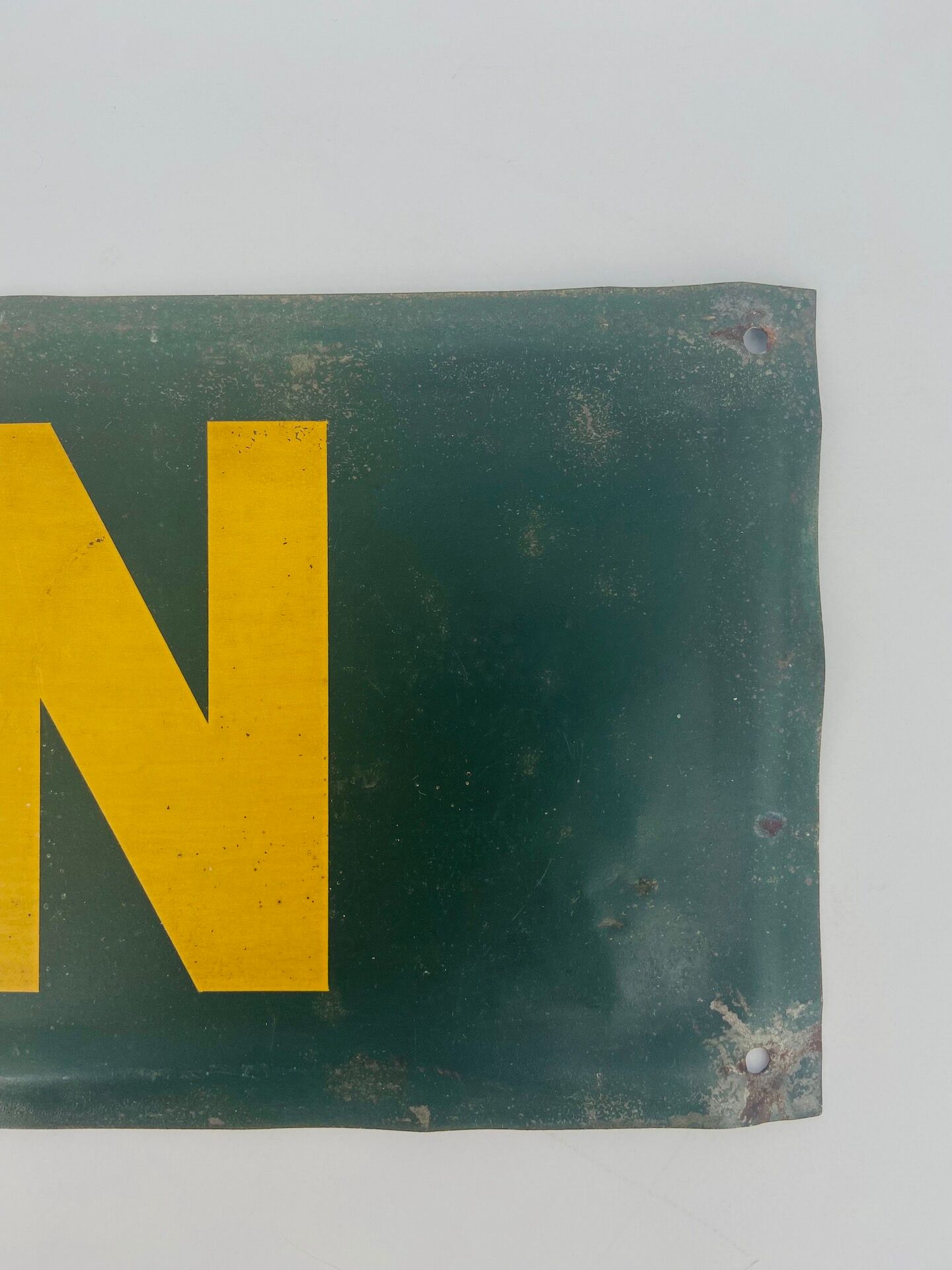 Australian enamelled plate "Men" green and yellow