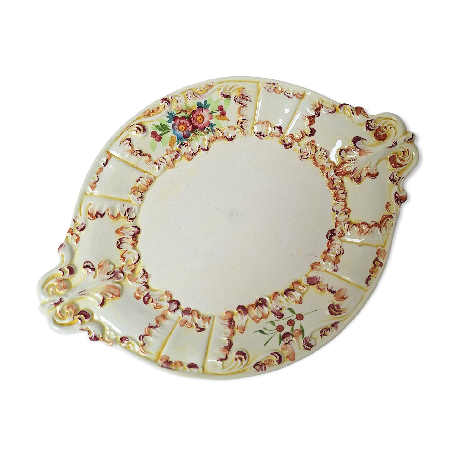 Oval plate from Bassano in Italy.
