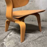 LCW armchair by Charles & Ray Eames for Vitra – Natural ash