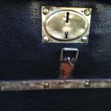 Malle de calèche cuir osier laiton lin