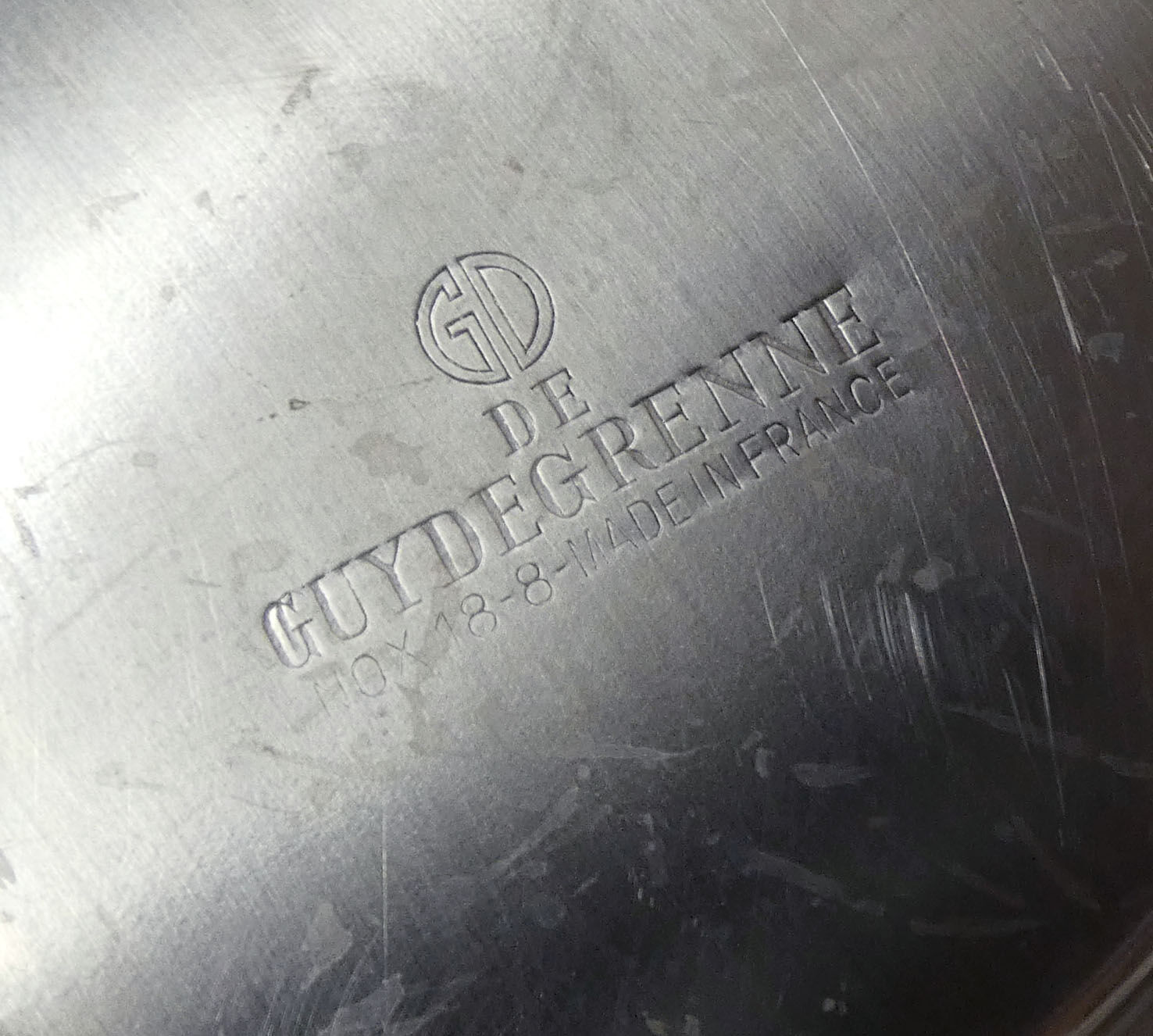 6 ou 12 porte couteaux et noms et 1 dessous de bouteille Guy Degrenne Arboretum neuf - Arts de la table