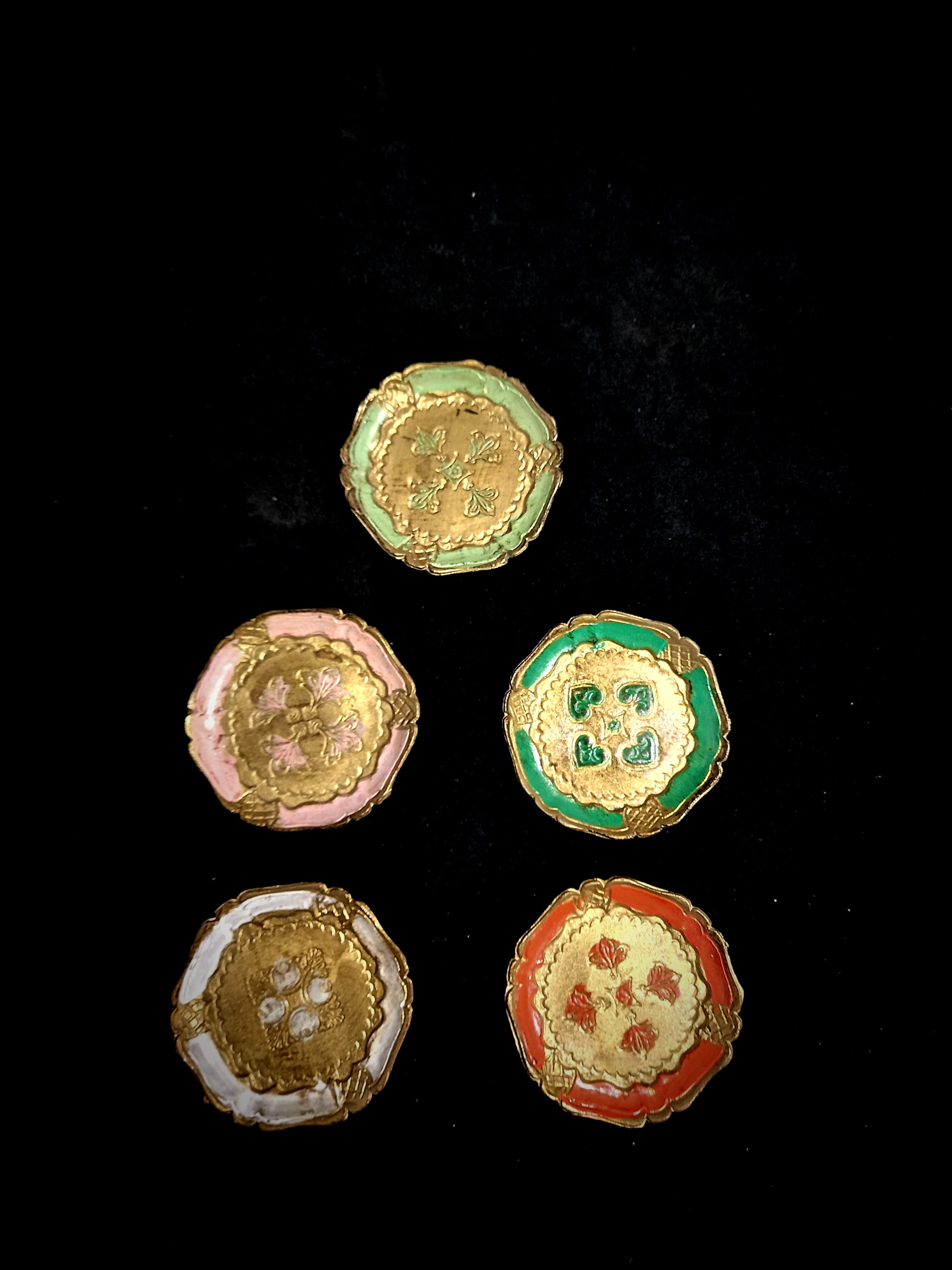 Five florentine gilded wooden coasters