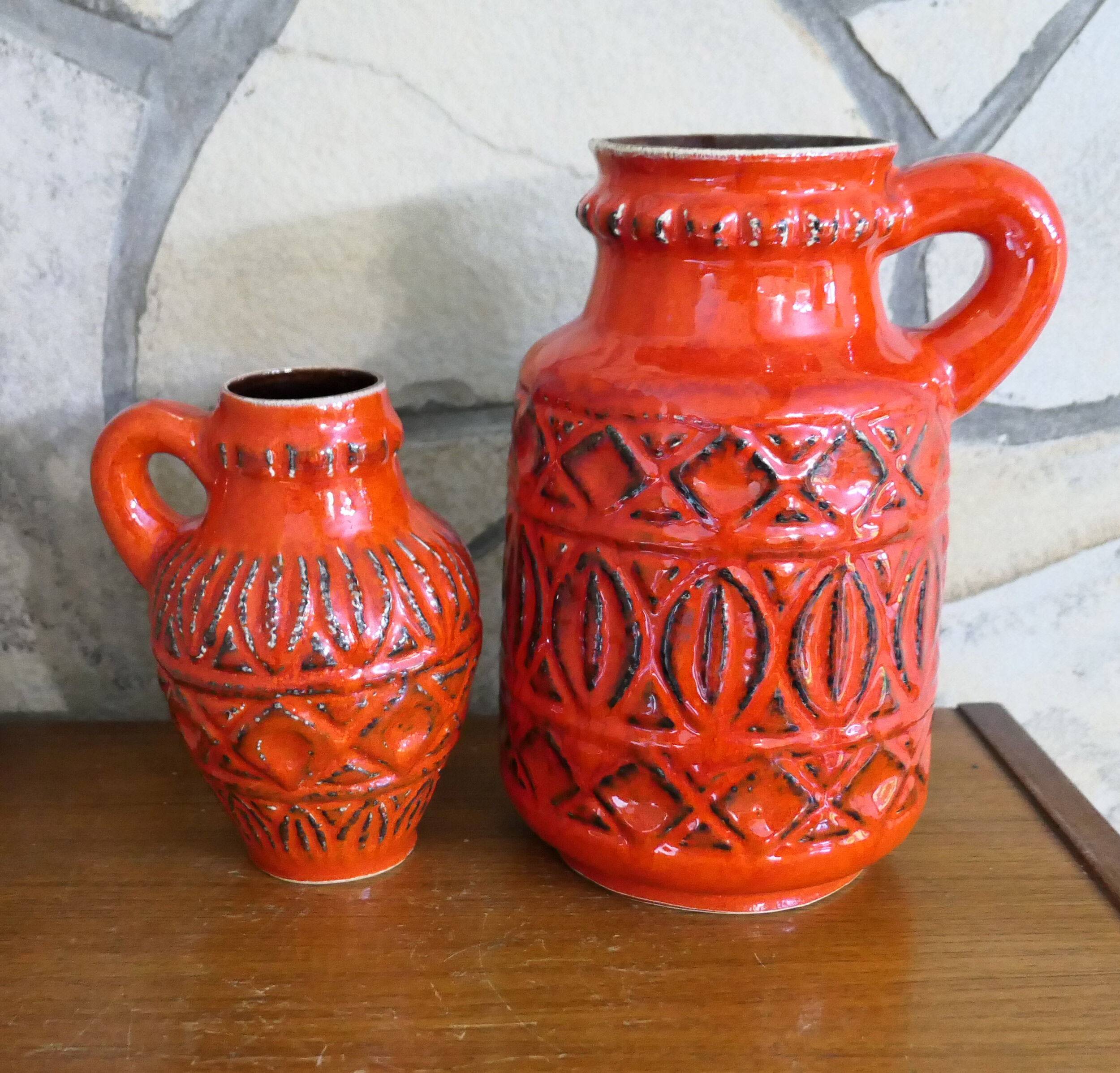Superb pair of red vases by Bodo Mans for Bay 1960-1970's