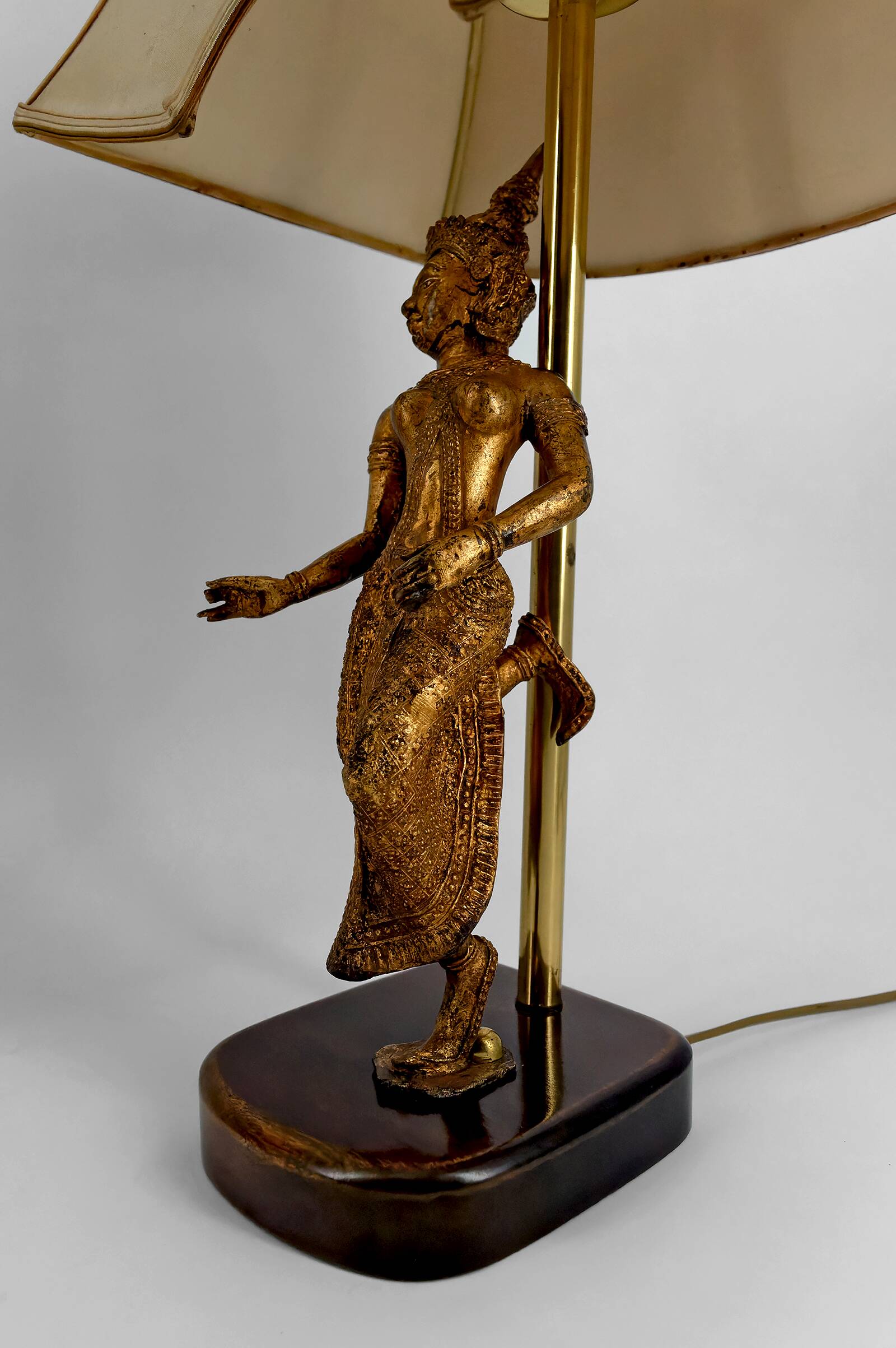 Pair of Sculptural Lamps in Gilt Bronze, Thai Dancers, 20th Century