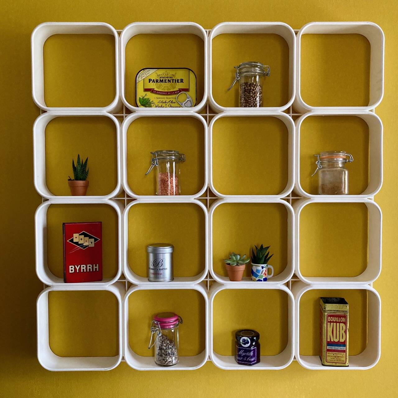 White plastic module shelf from the 70s