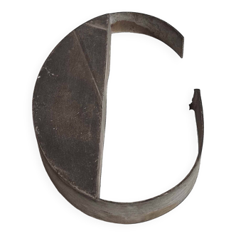 Metal letter C 1930s Height 25 cm