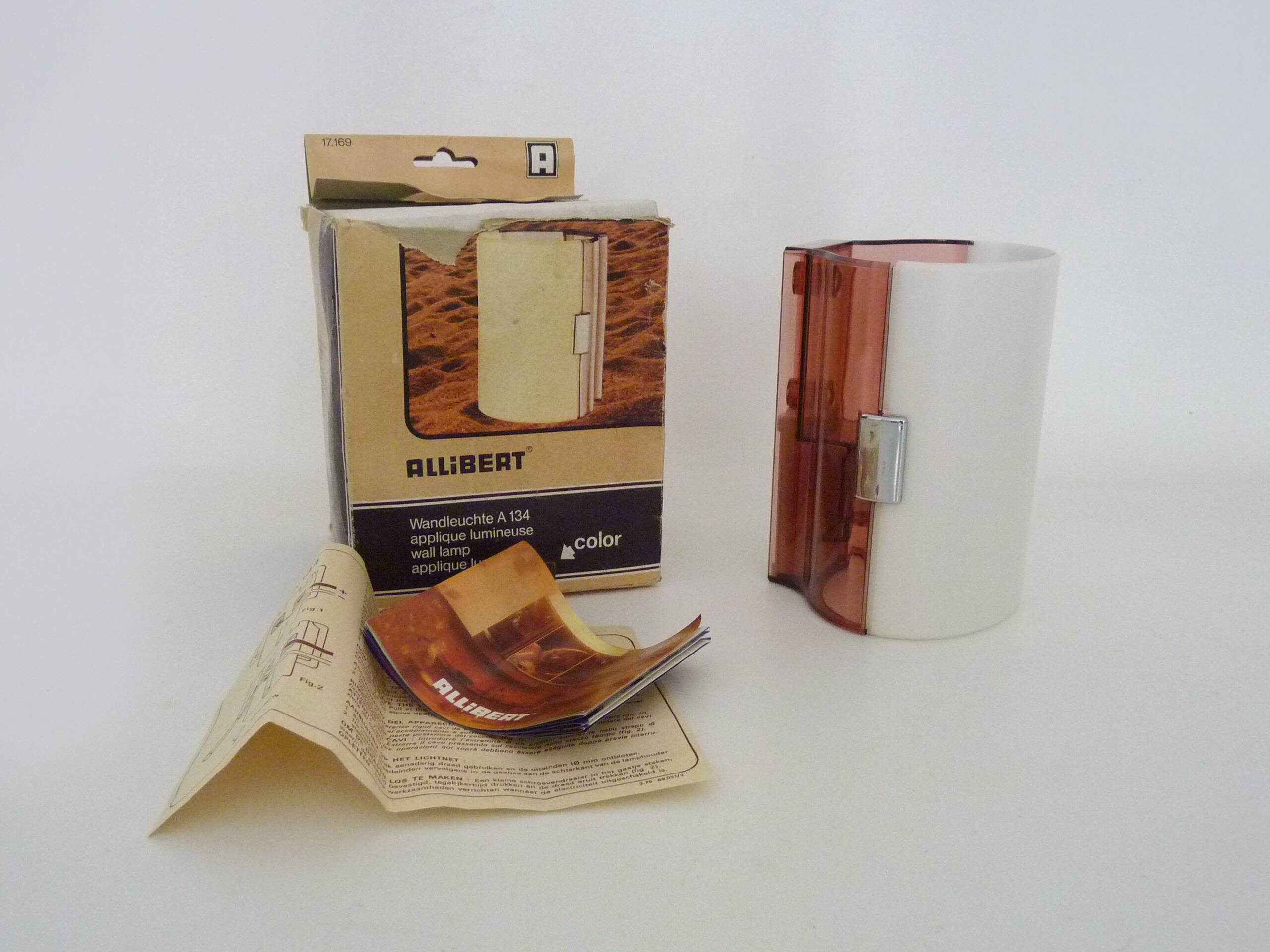 Vintage Allibert design wall light, model A134, 1970s