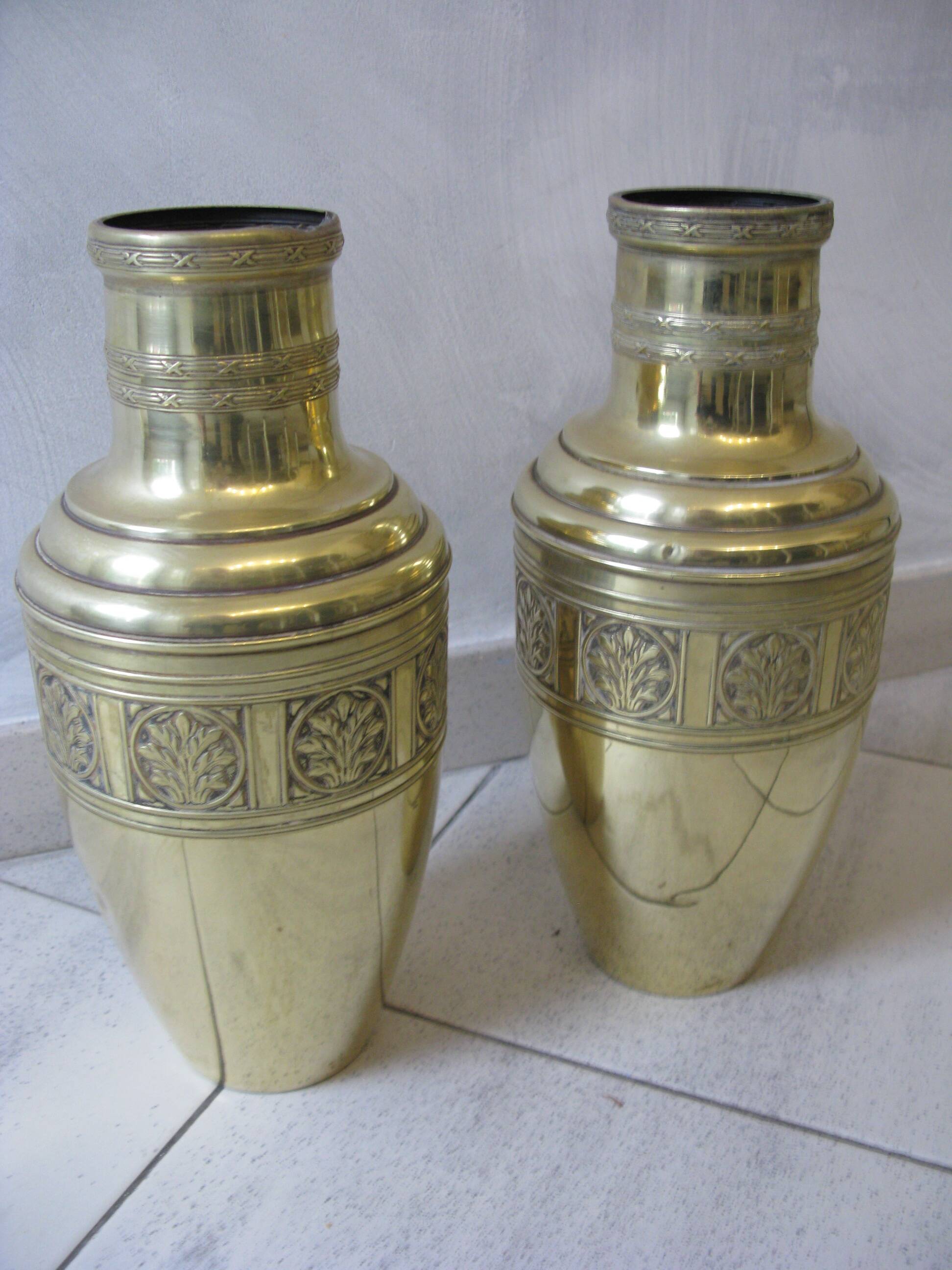 paire de vases en laiton