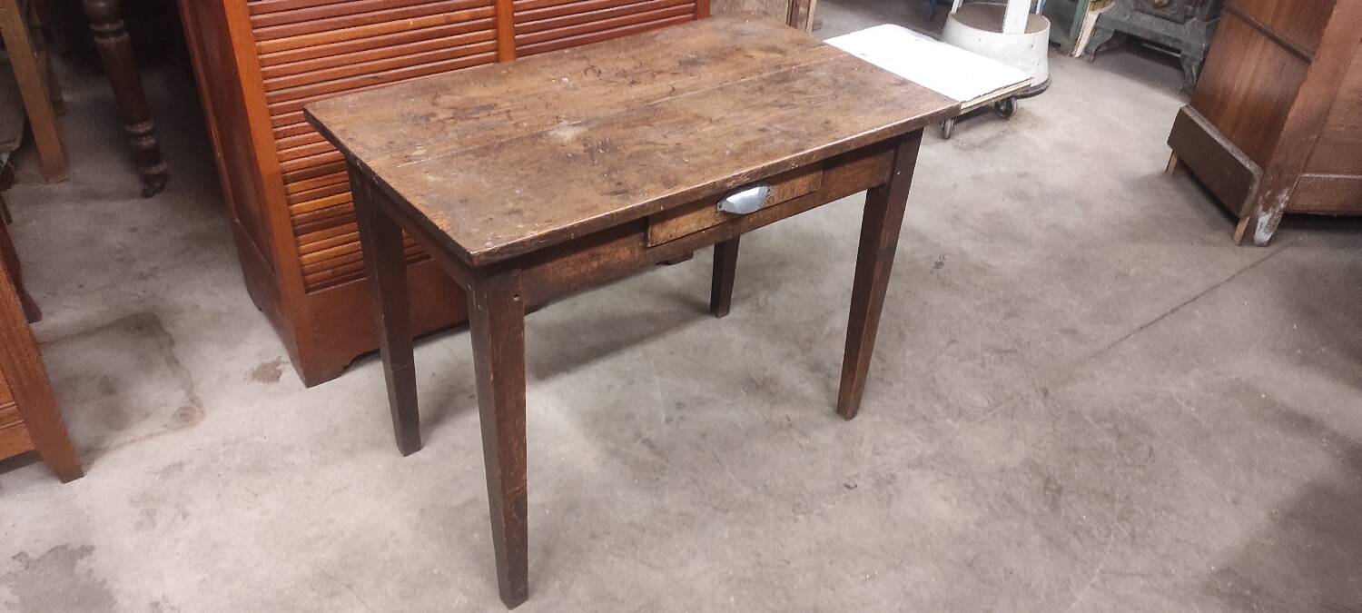 Small rustic children's table in old oak wood with drawer and shell handle