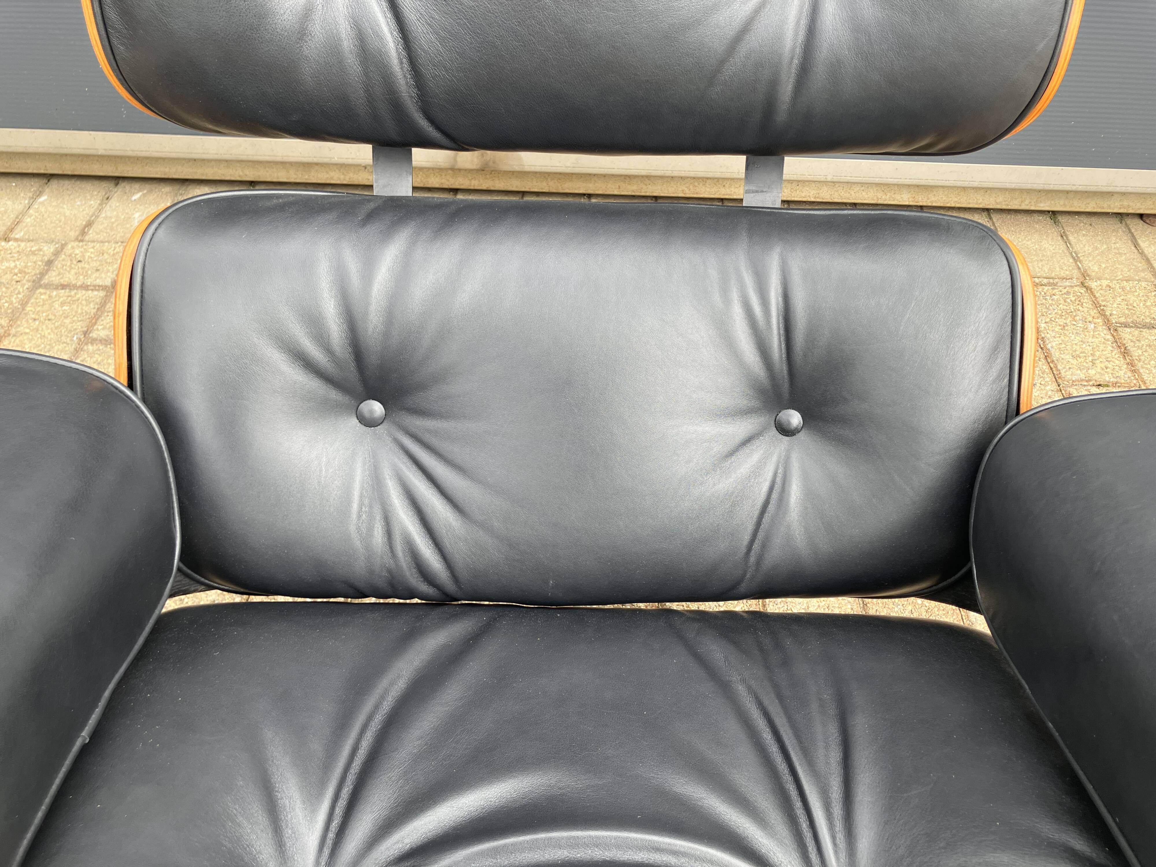 Herman Miller USA Eames Lounge chair 70’s limited edition