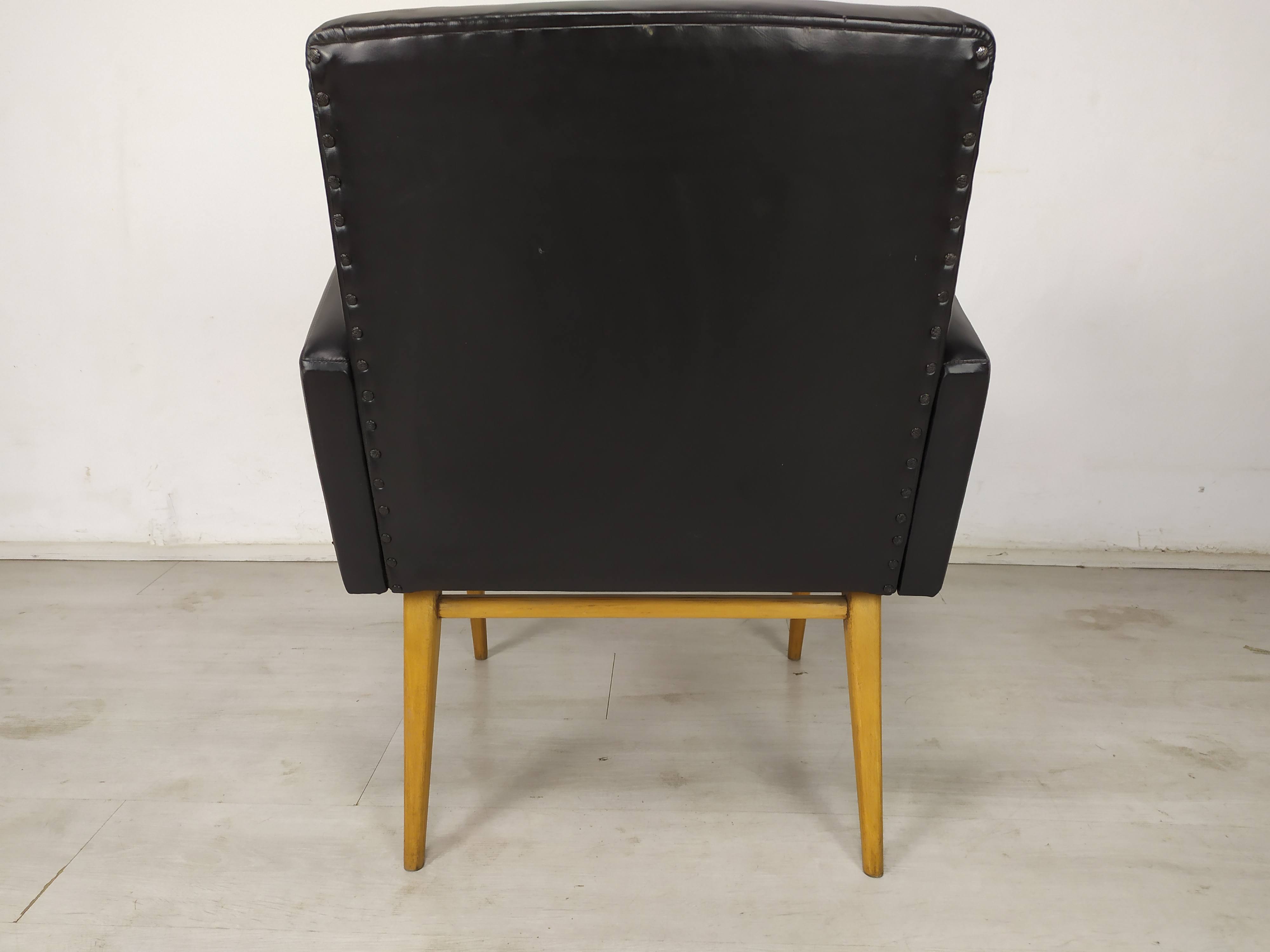 Vintage armchair skaï black