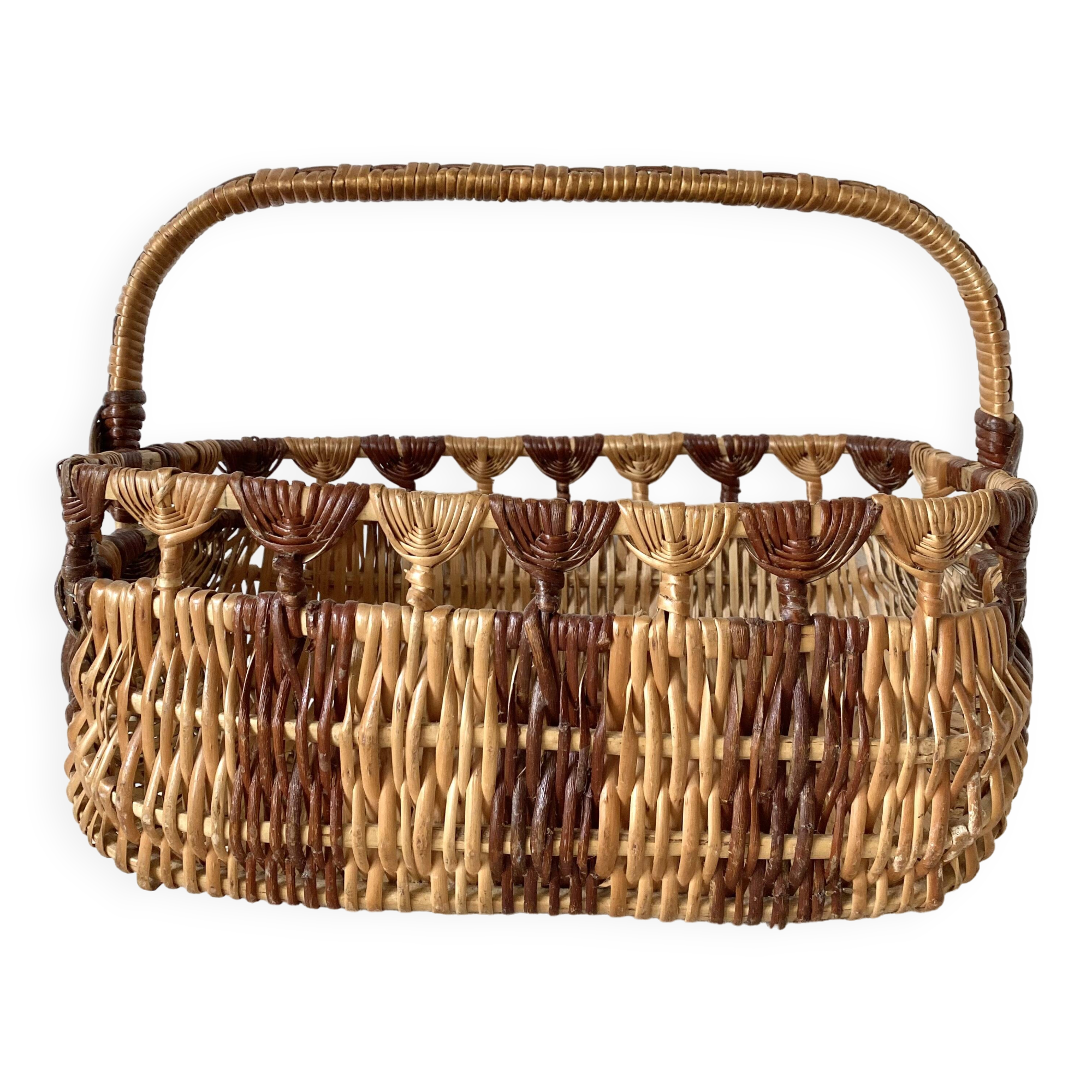 Vintage two-tone rectangle basket
