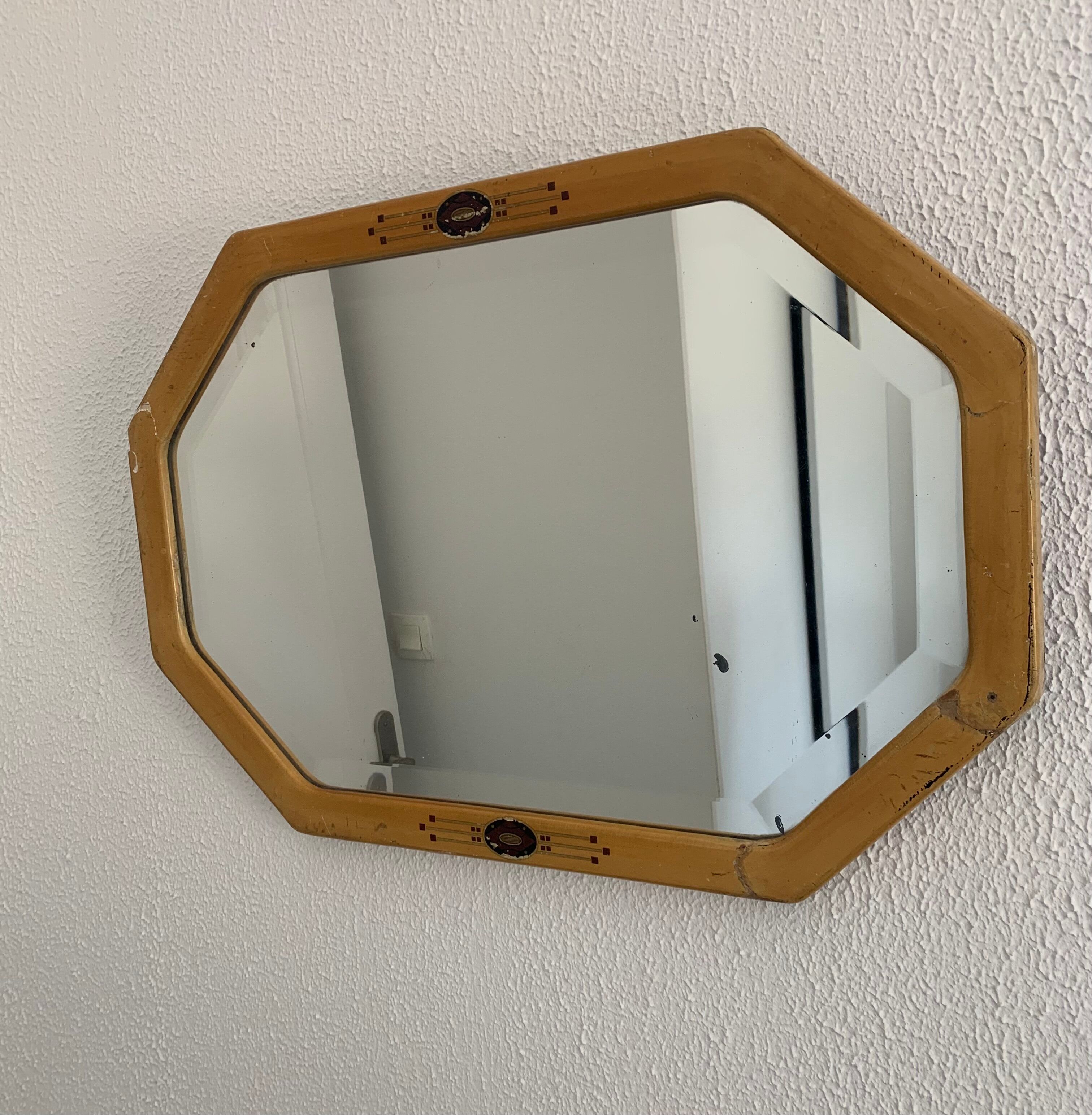 Vintage 1930s Art Deco bevelled octagonal mirror, wood and stucco - 66 x 45 cm