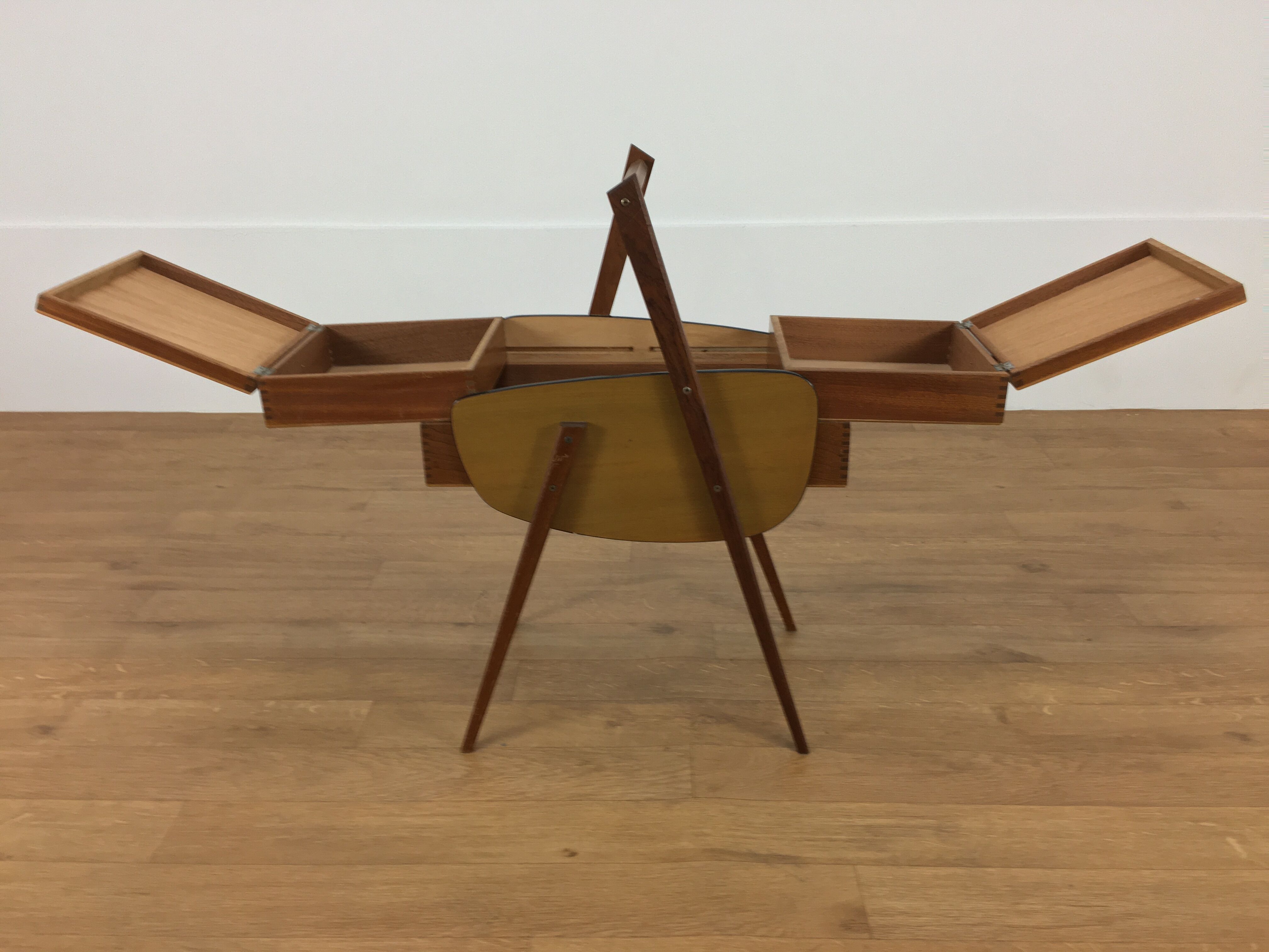 Sewing baslet feet compass 60s