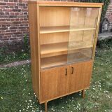 Vintage showcase compass feet