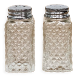 Salt and pepper shaker