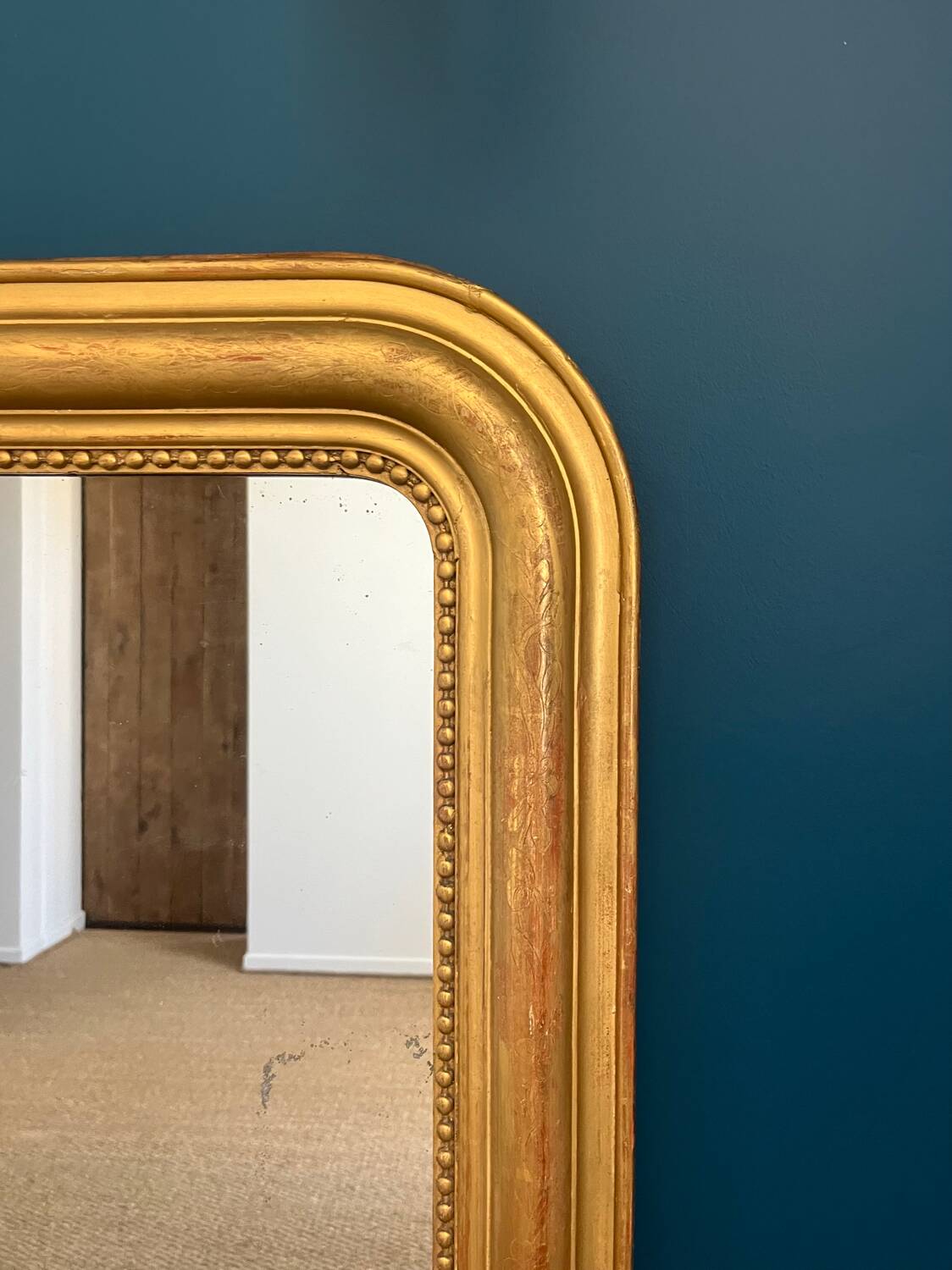 Louis-Philippe beaded mirror gilded with gold leaf, mercury glass, 138cm/103cm