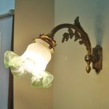 Bronze wall lamp with green tulip