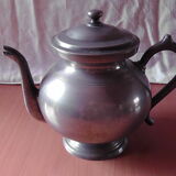 Teapot in art pewter Brassac François XXth