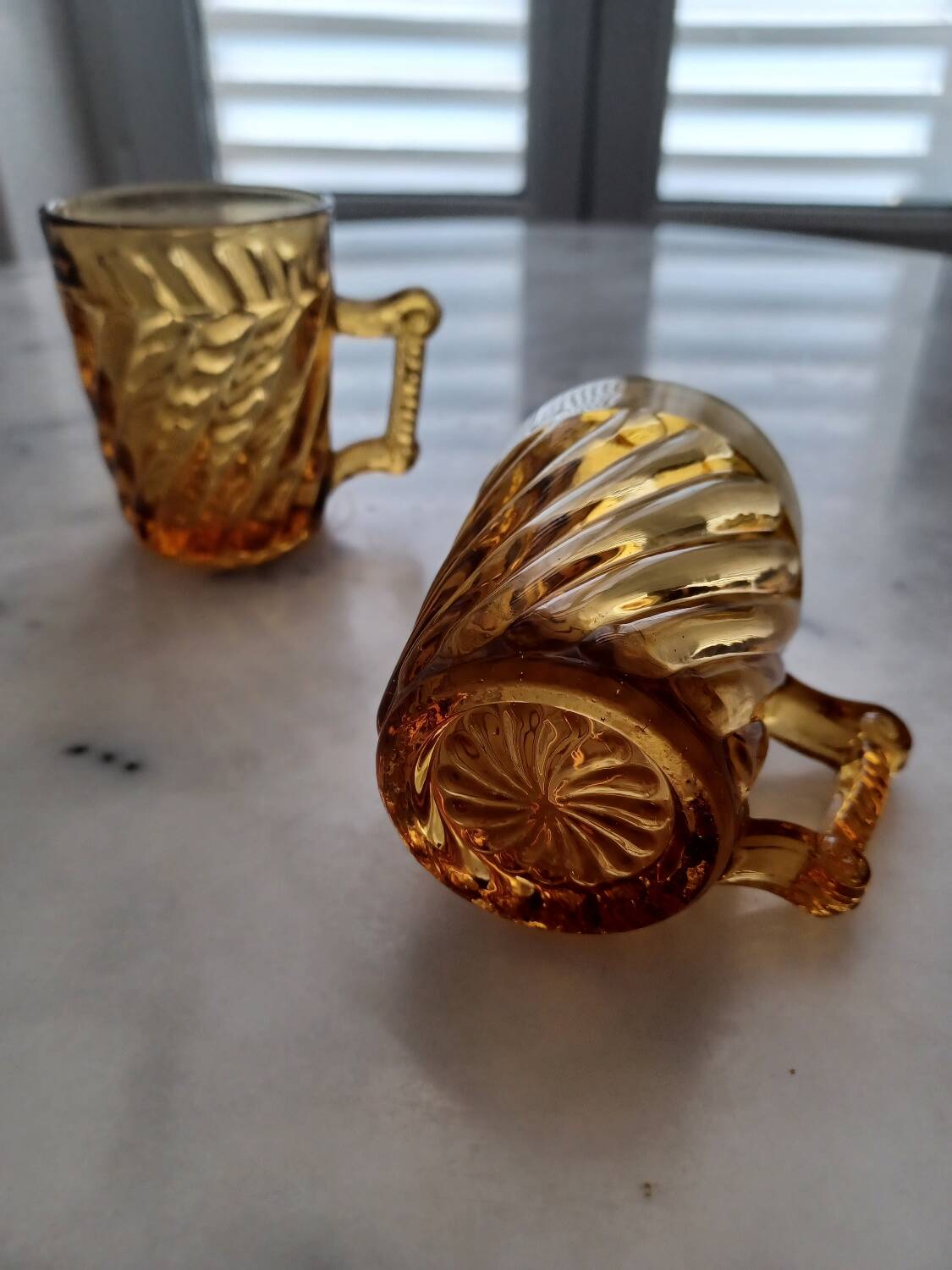 Duo de verres ambrés Vintage