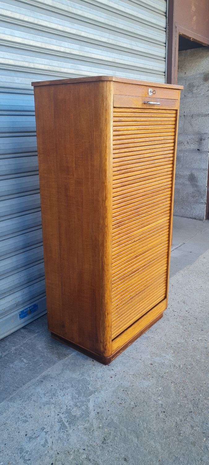 Notary binder cabinet