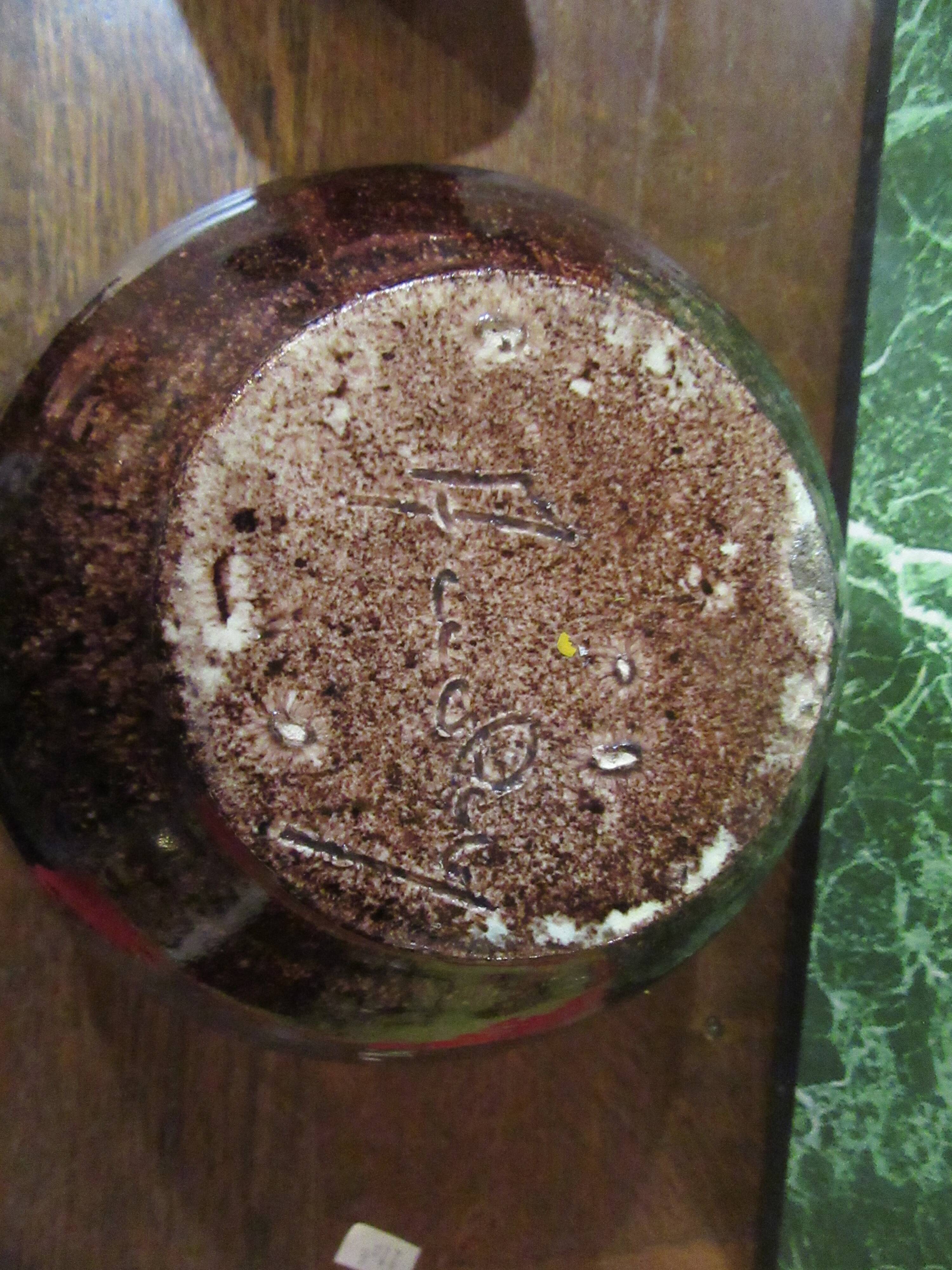 Vase signed accolay