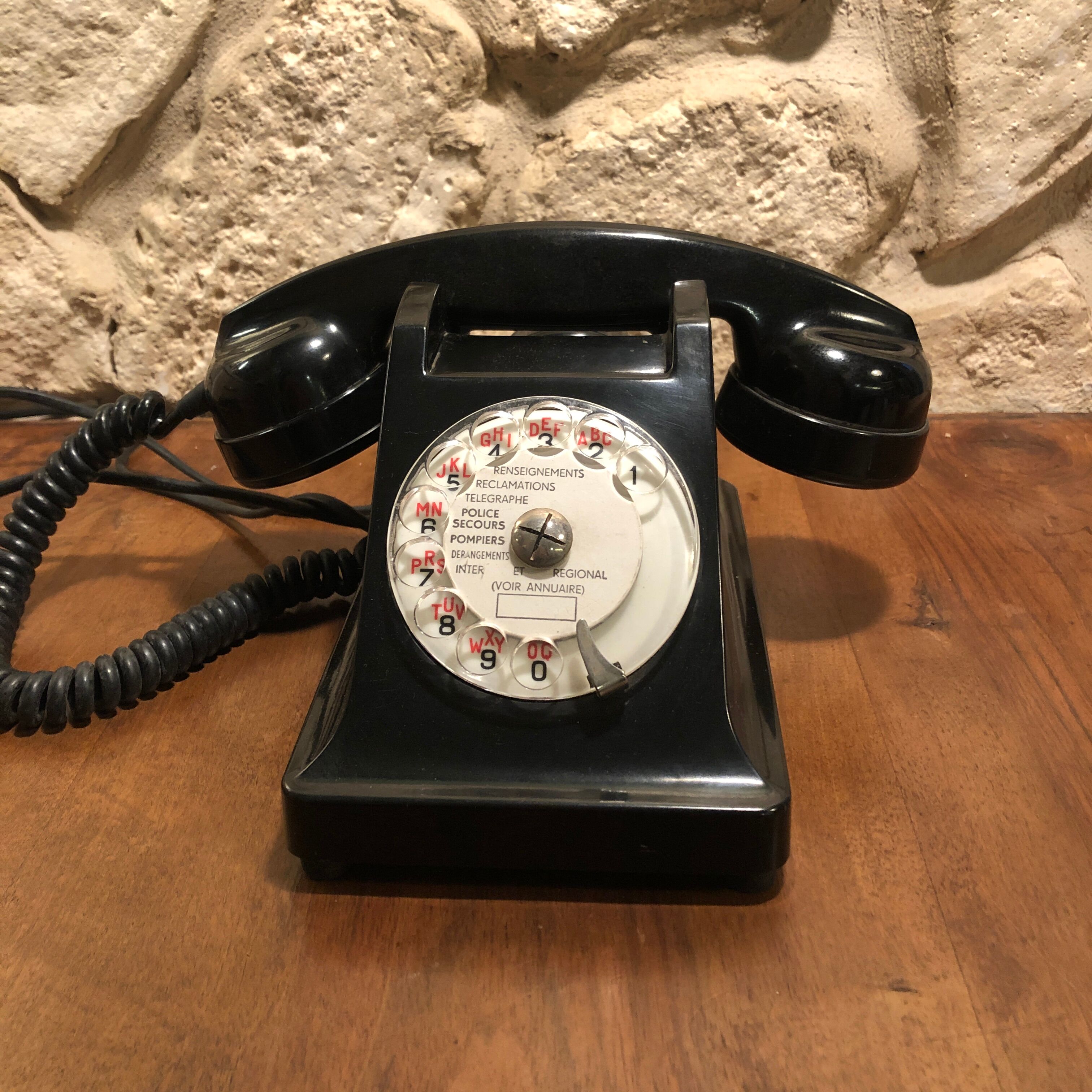 Bakelite phone