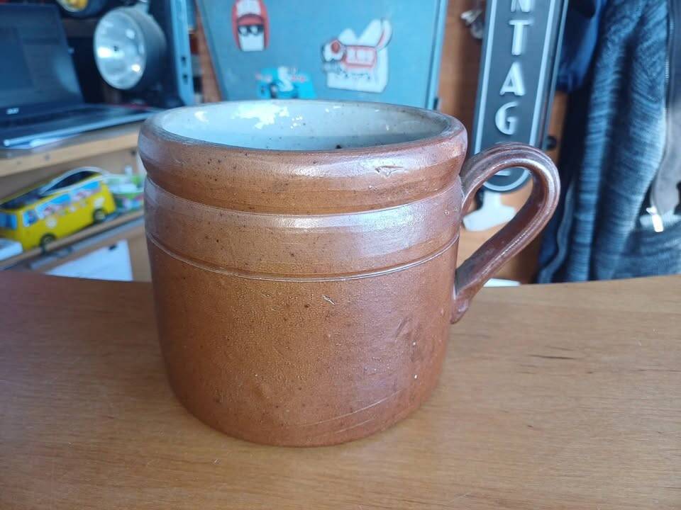 Large mug / Antique stoneware mug