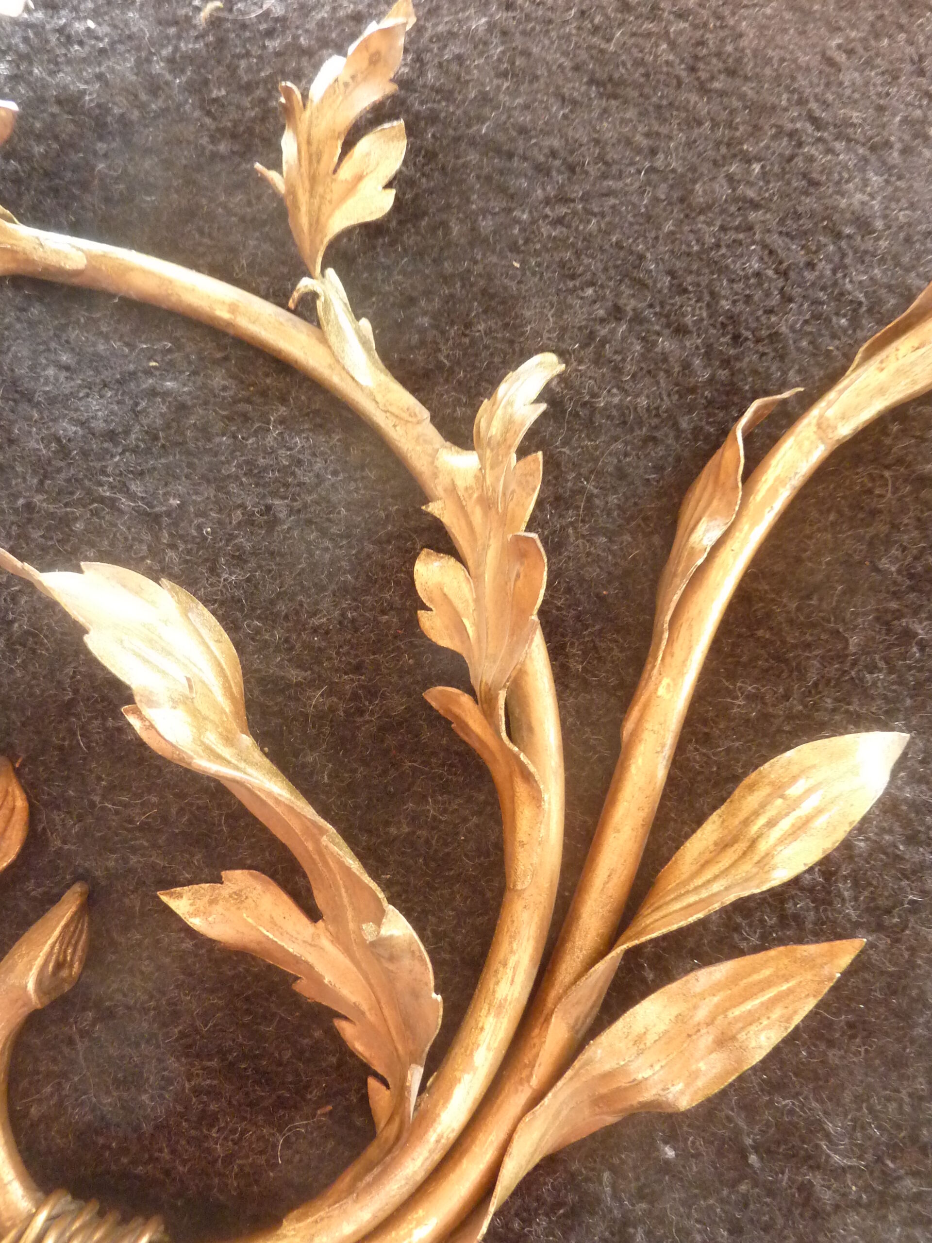 Orer brass flower sconce