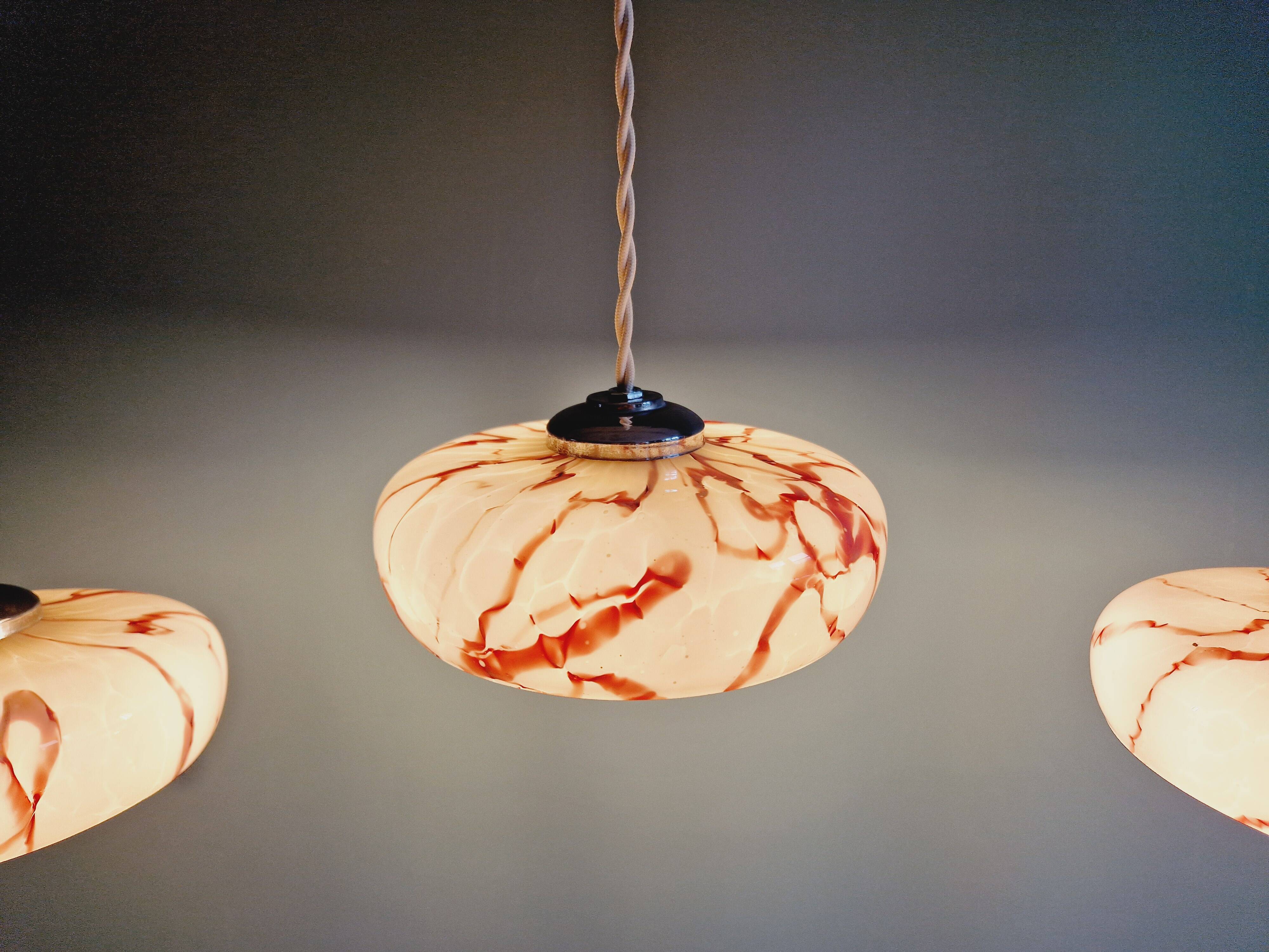 Set of 3 pendants in pink marbled opaline