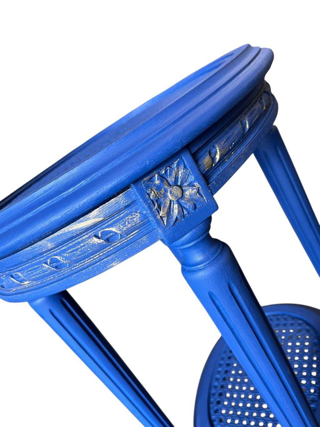Table d'appoint ronde vintage en bois bleu / guéridon / support