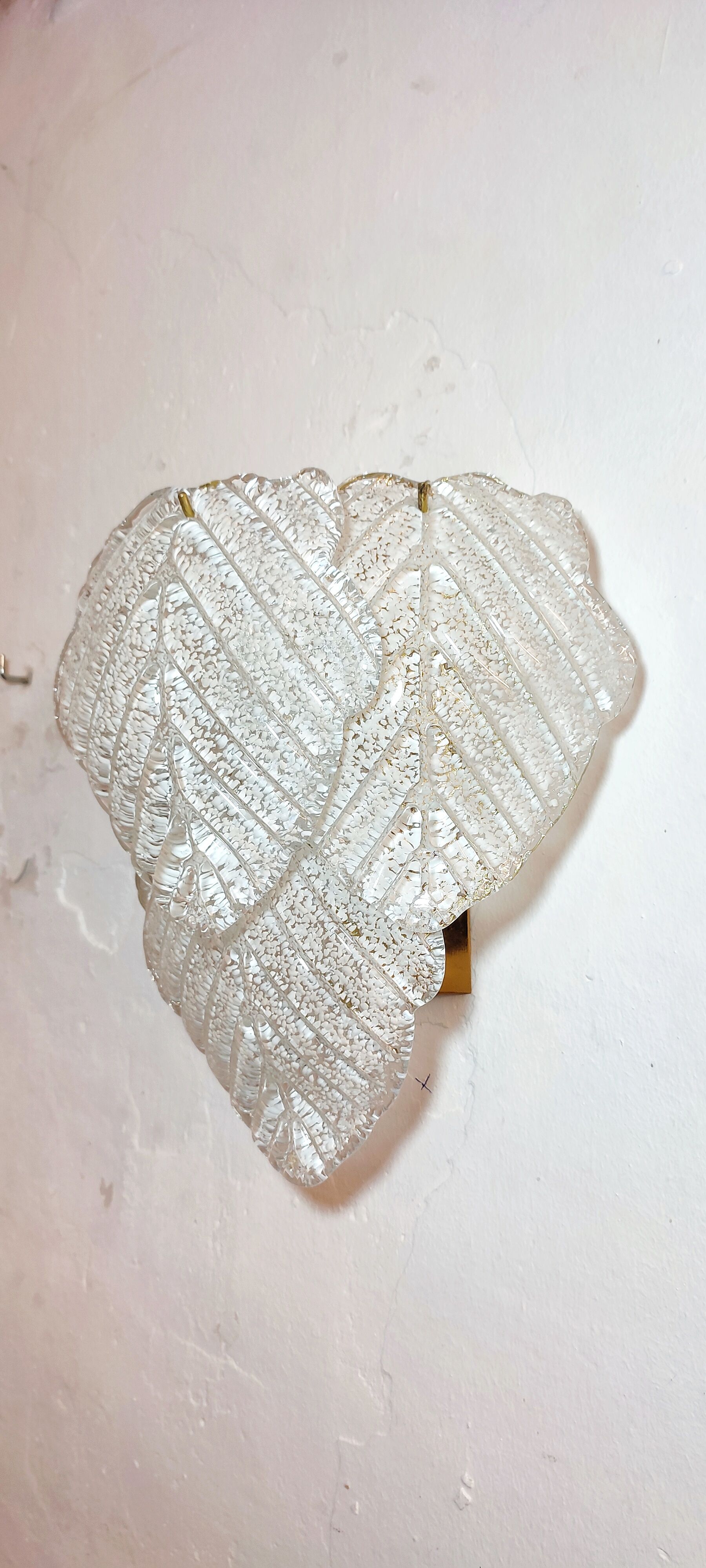 Wall sconce "Mazzega" with Murano glass leaves, Italy 1980