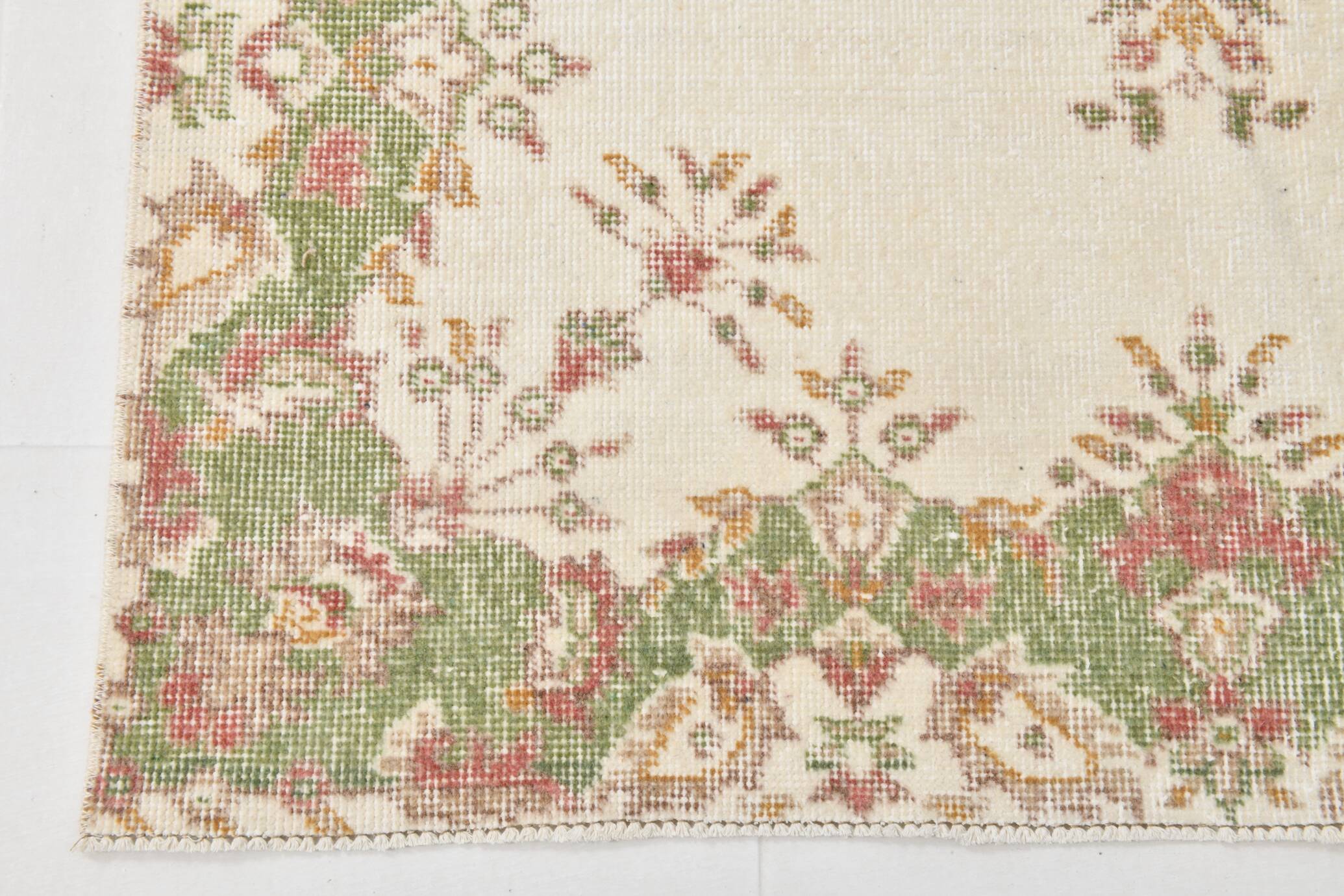 4x7 Beige and Green Floral Design Vintage Rug, Anatolian Rug, 113x207Cm