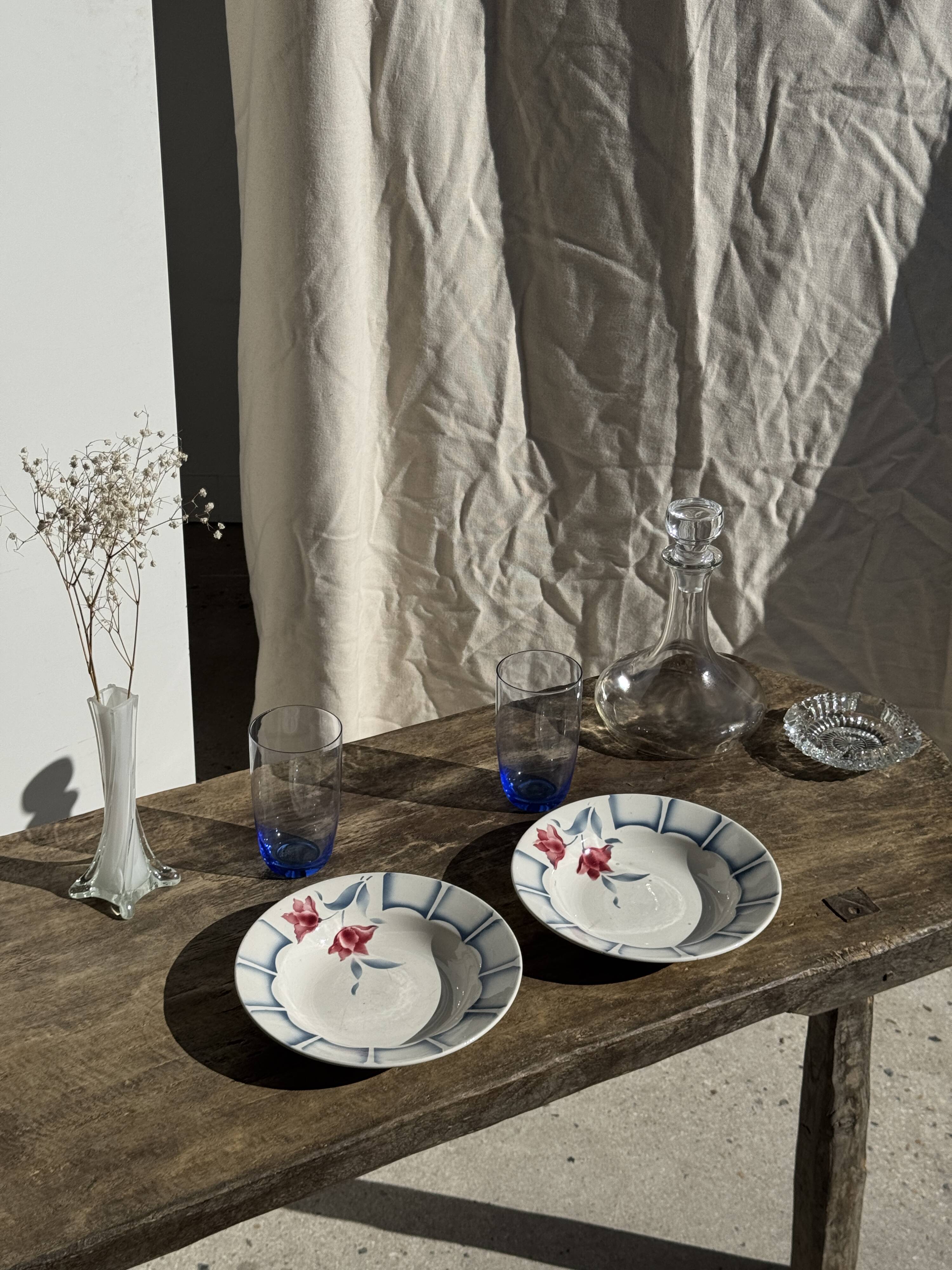 Set of 3 deep plates Digoin Sarreguemines blue with pink flowers D23