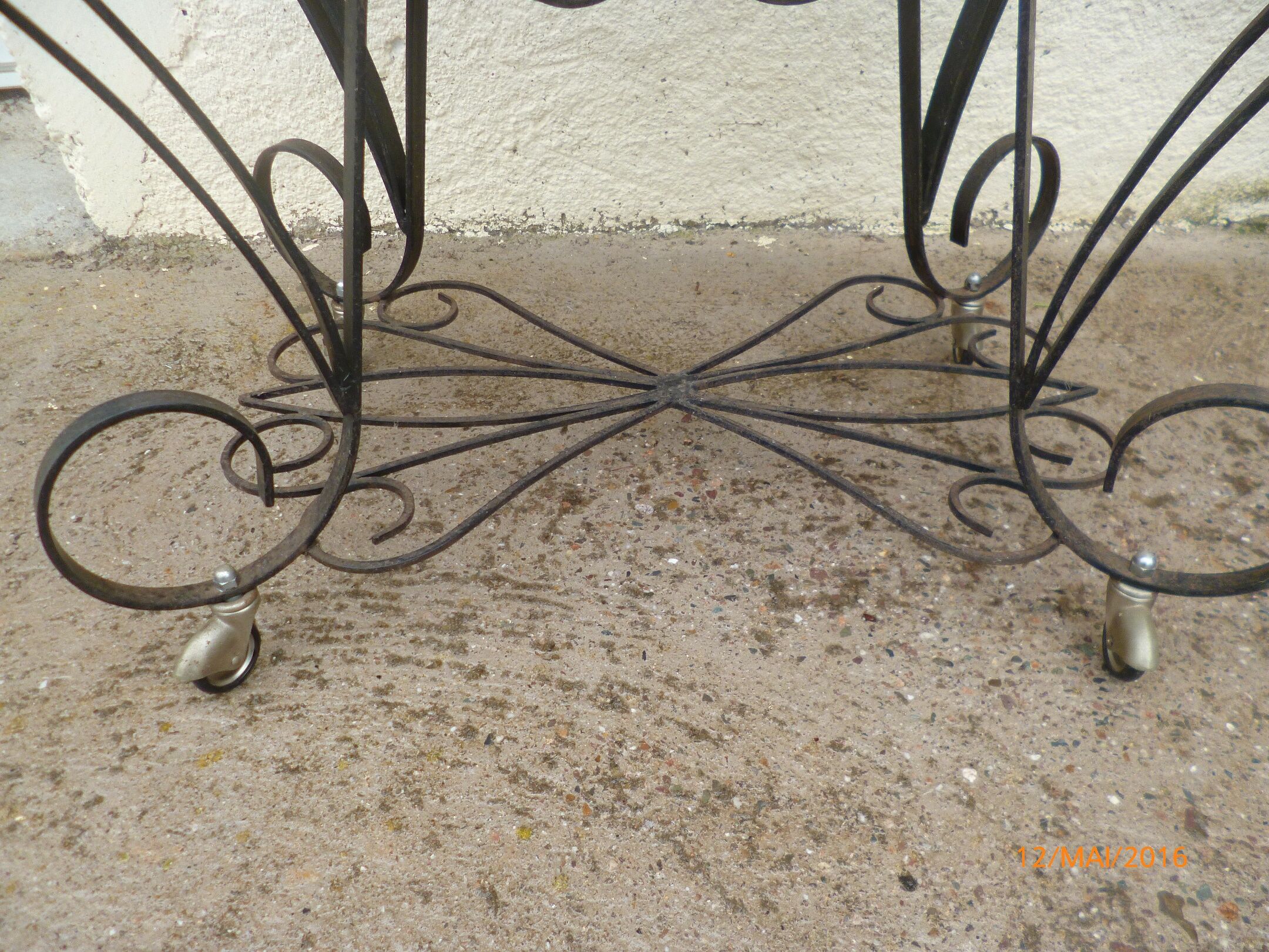 TV table roller iron forge style formica table