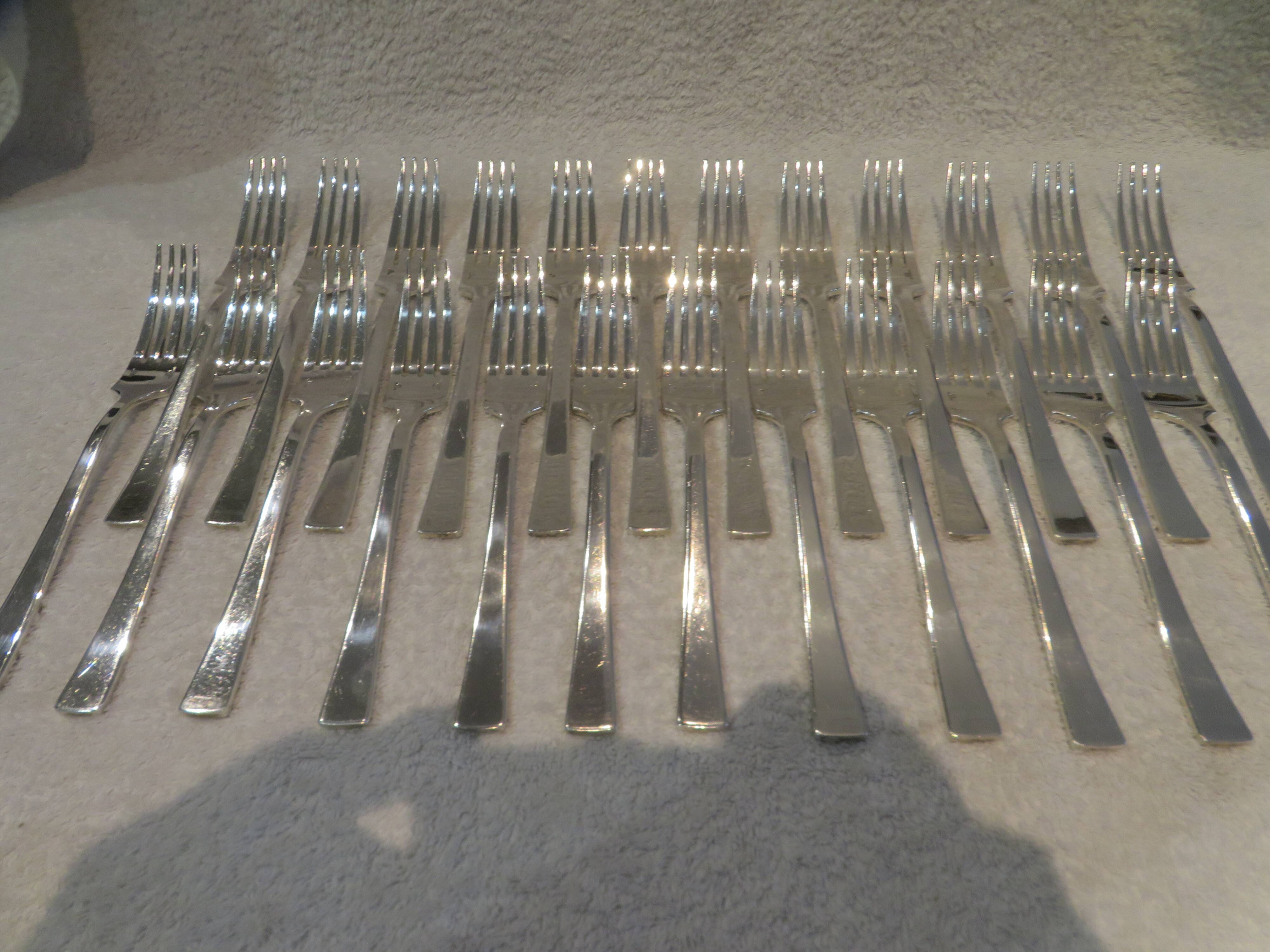 6 silver plated table forks Christofle Concorde 20.7cm