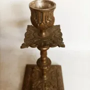 Remarkable pair of candlesticks in bronze, formerly silver-plated, from the 19th century.
