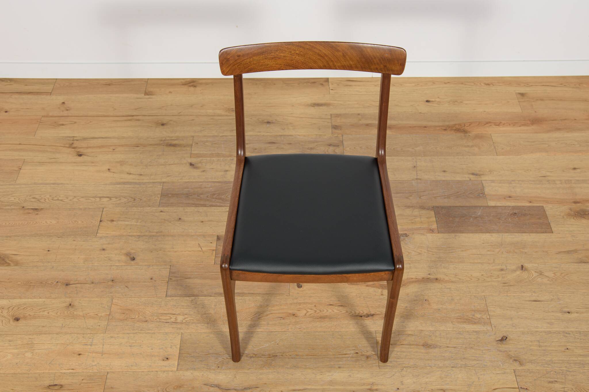 Danish Dining Chairs by Ole Wanscher for Poul Jeppesens Furniture Factory.