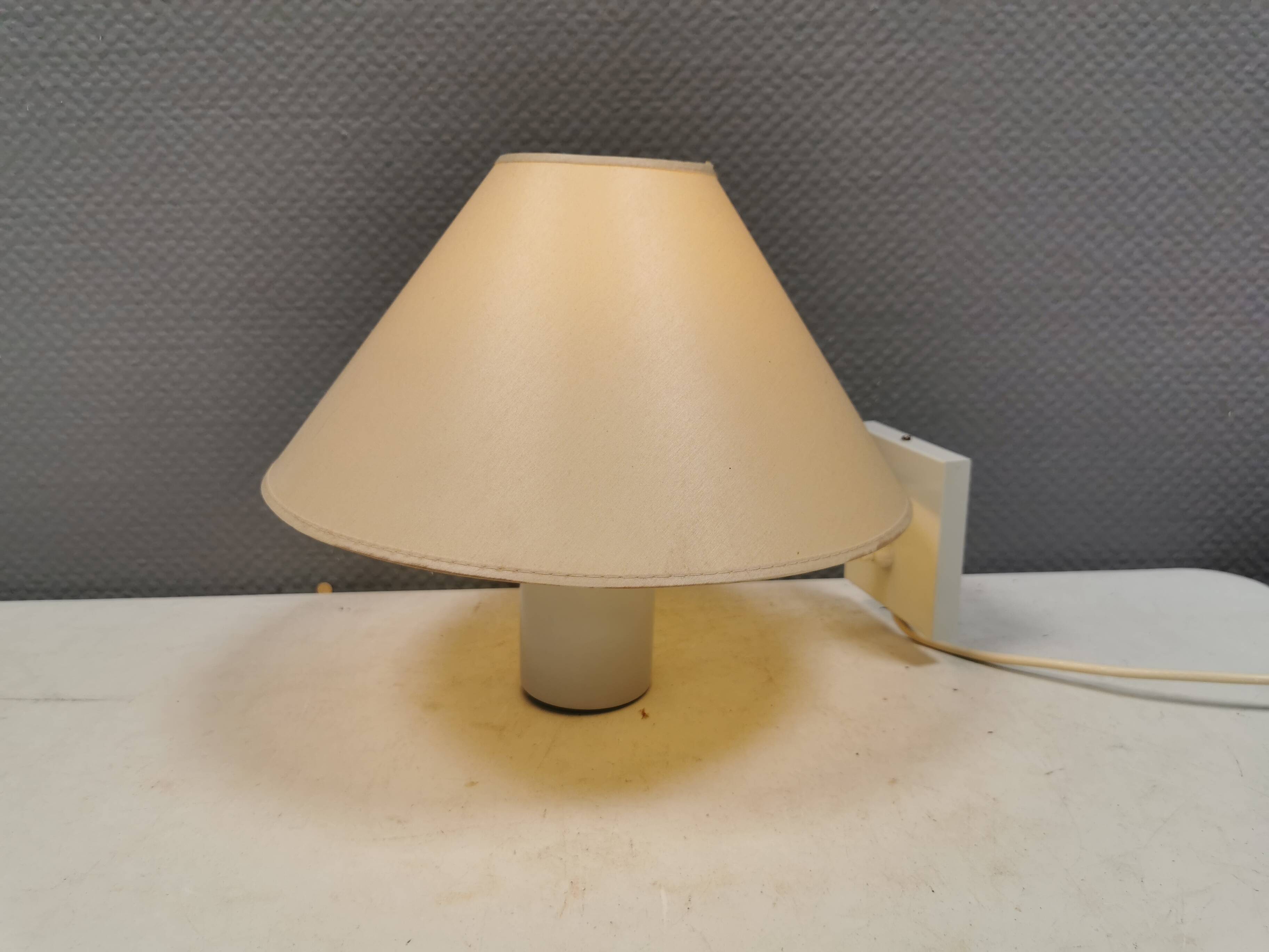Wall lamp, from Fog & Mørup 1968 (Designed by Jo Hammerborg) model Pastel