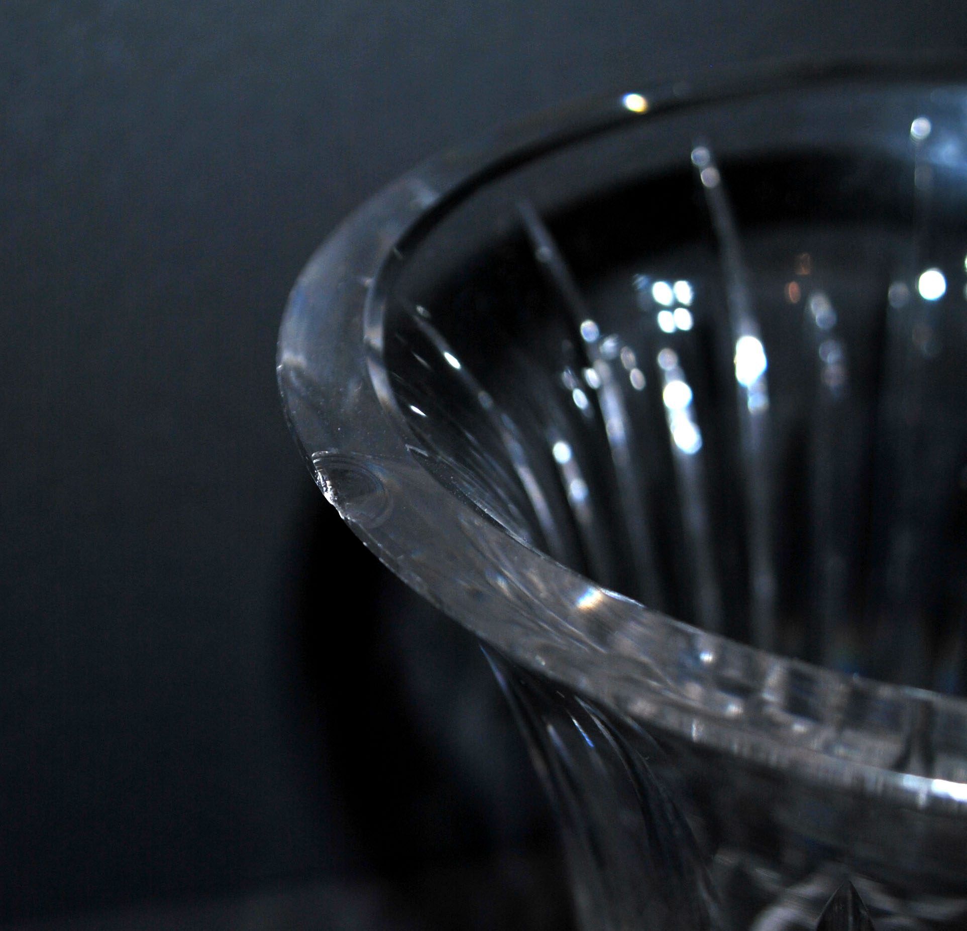 Cut crystal vase signed "Cristal St Louis France" H20